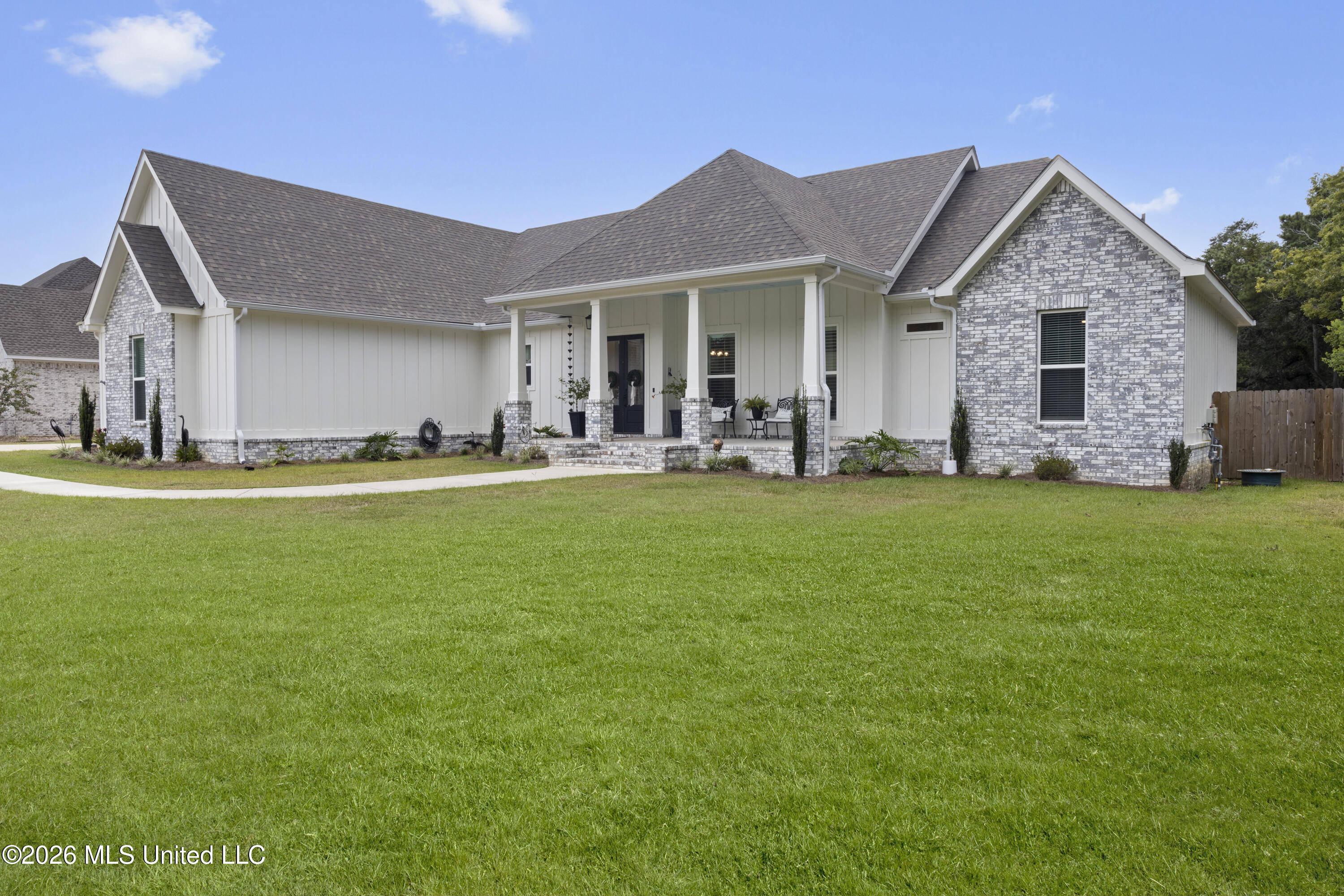 1739 Noble Road