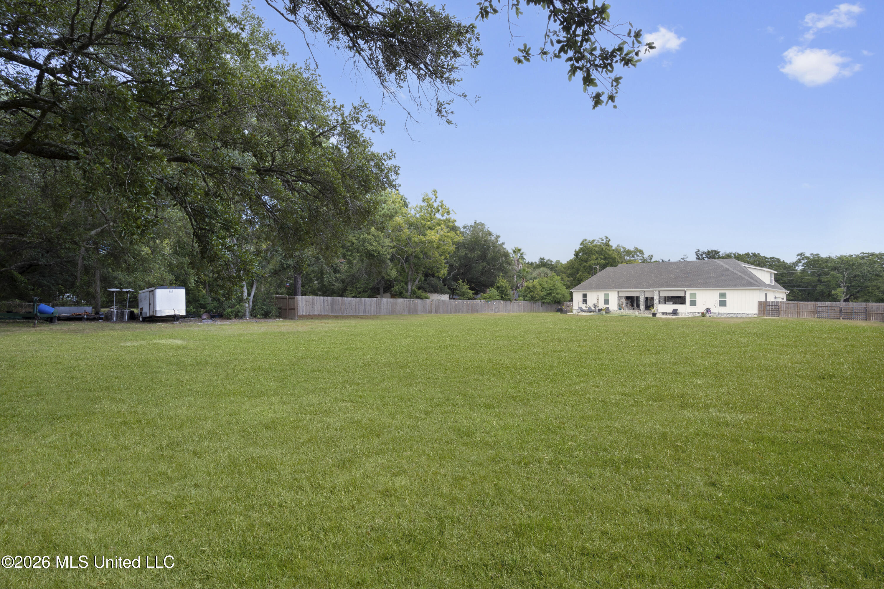 1739 Noble Road