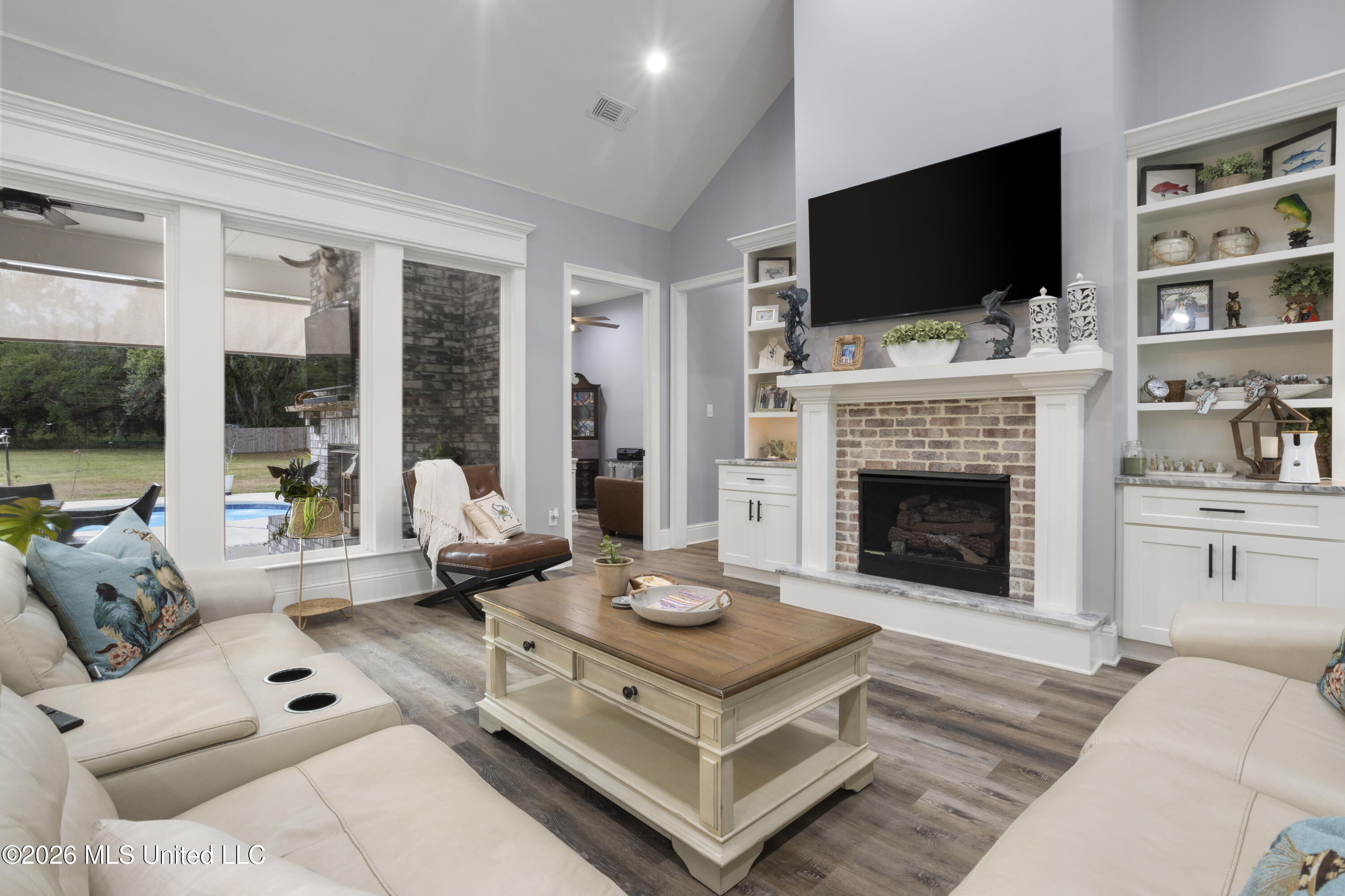 1739 Noble Road