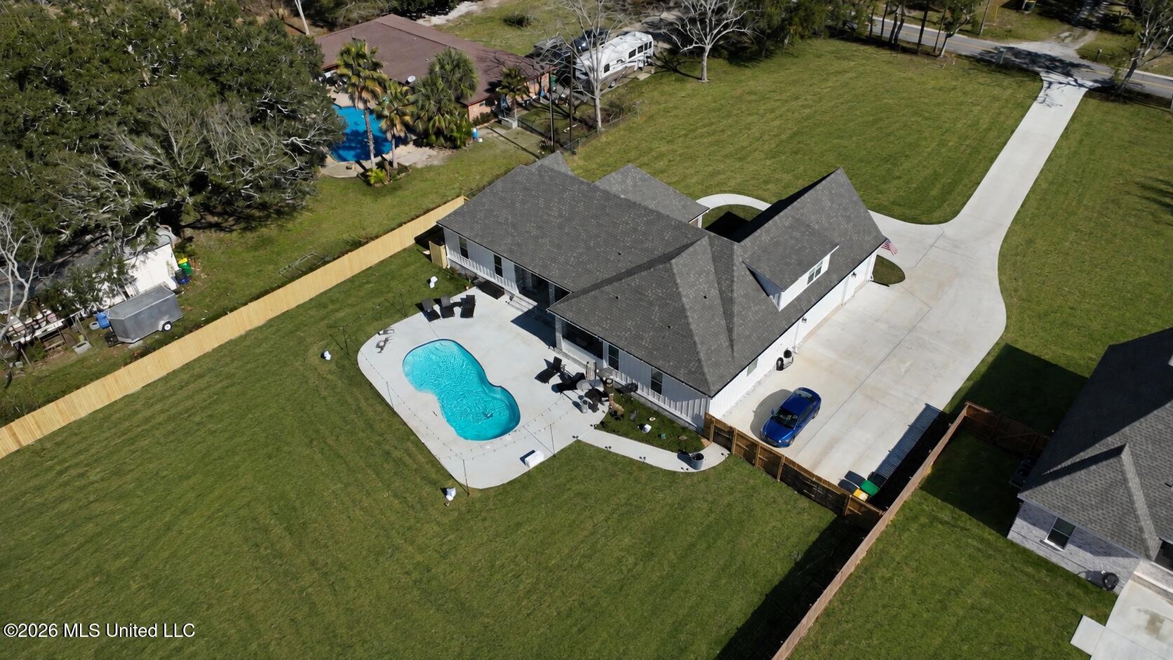 1739 Noble Road