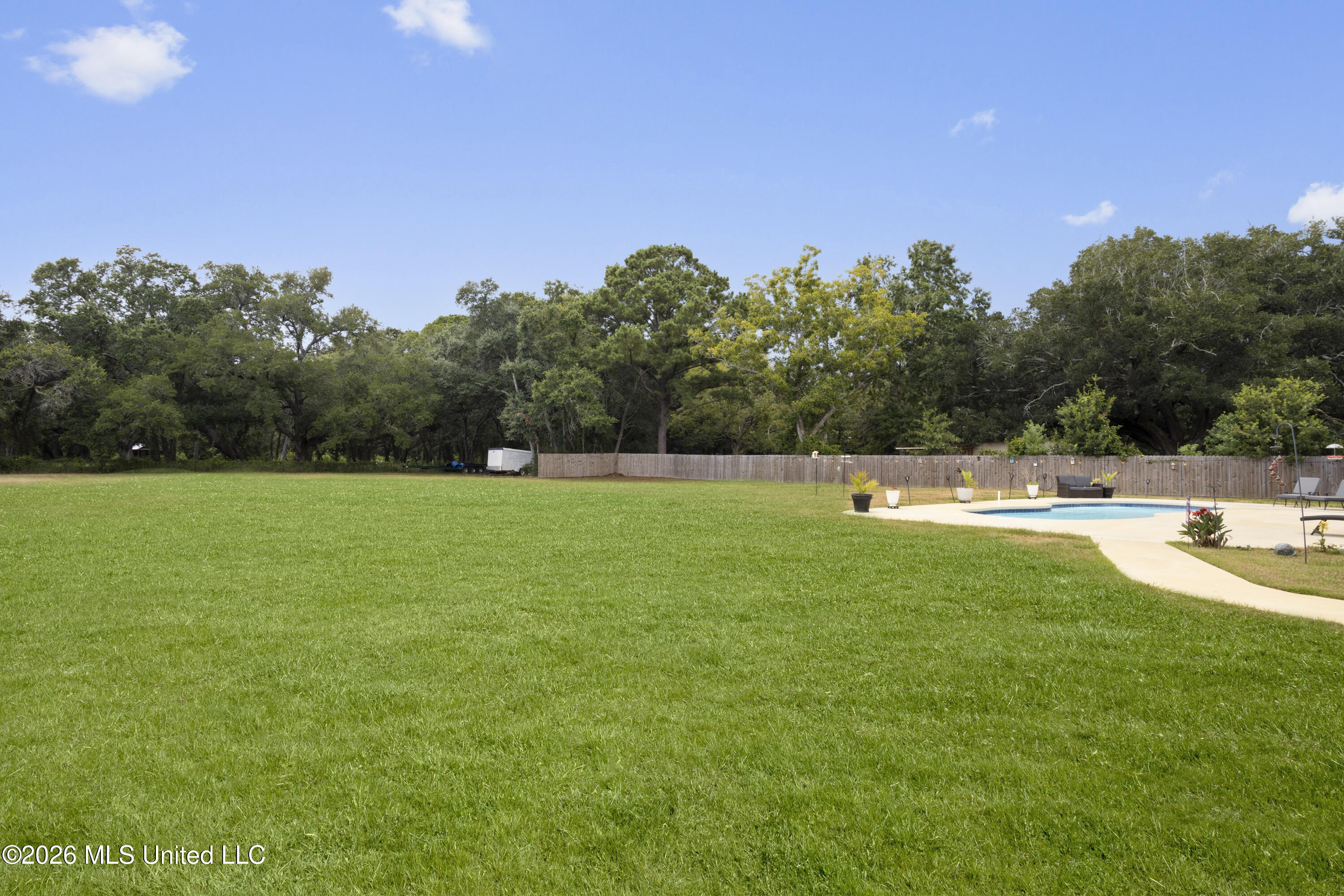 1739 Noble Road