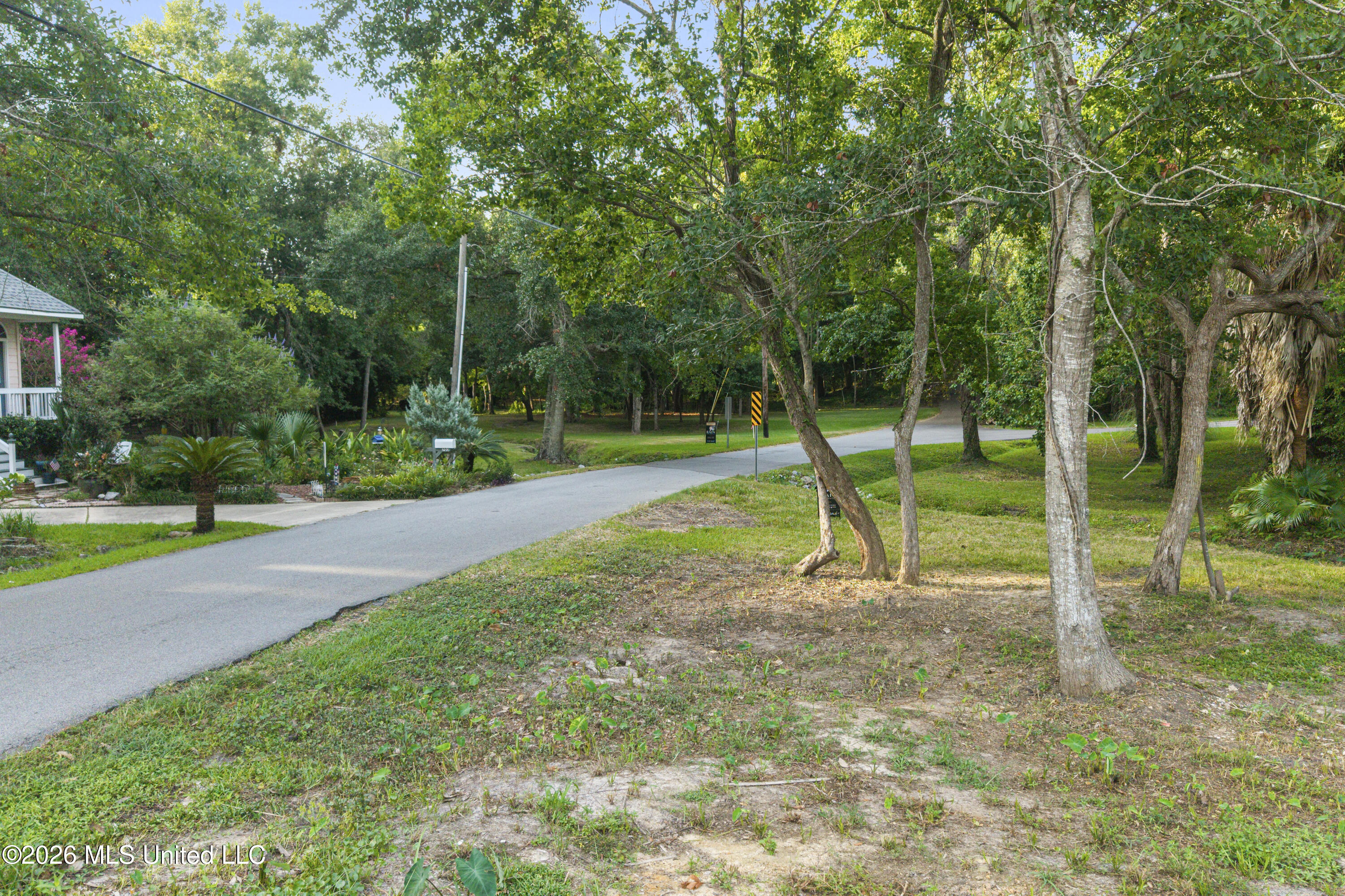 Rayburn Avenue