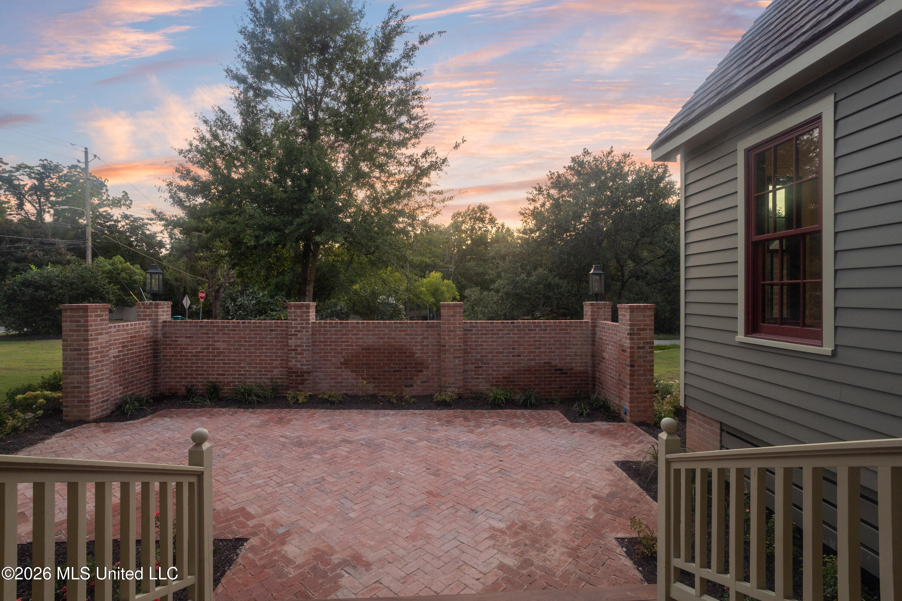 1103 Calhoun Avenue
