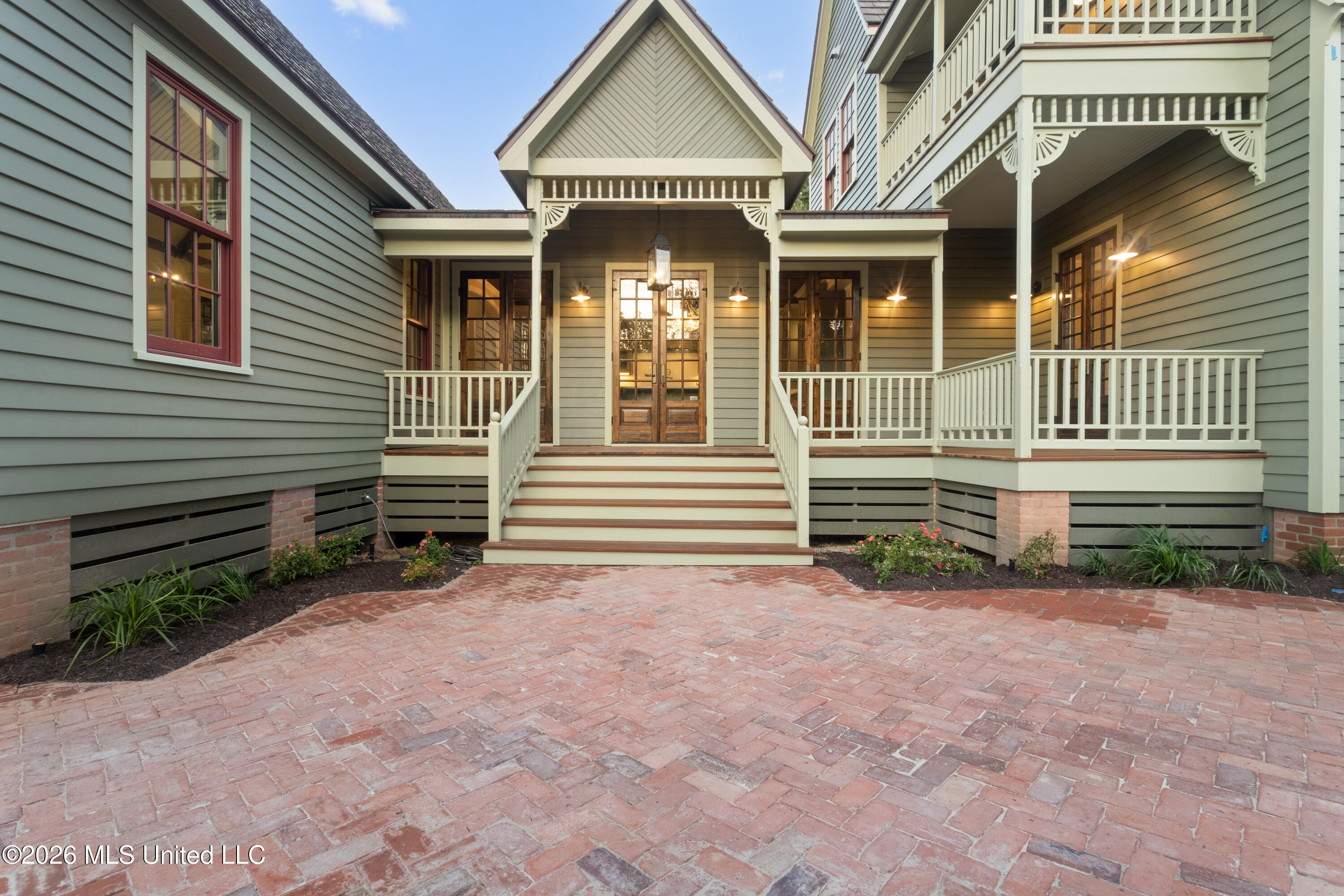 1103 Calhoun Avenue
