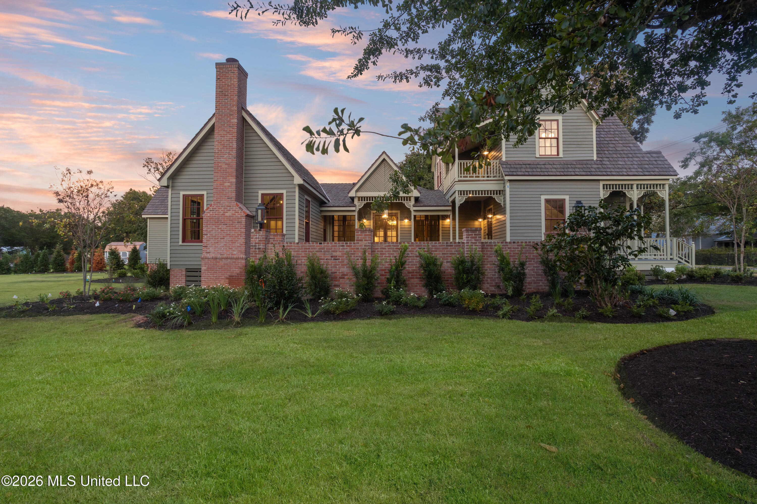 1103 Calhoun Avenue
