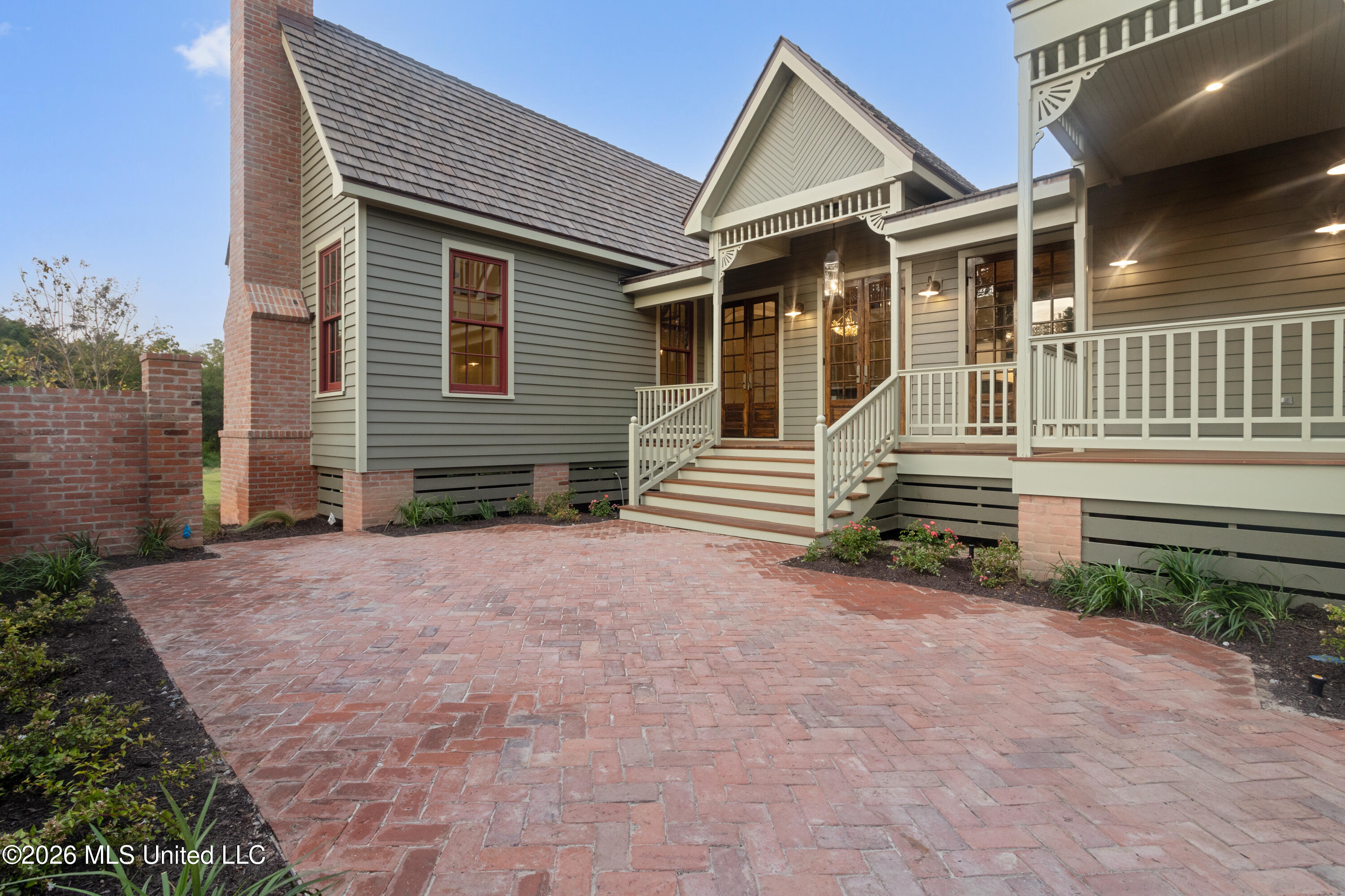 1103 Calhoun Avenue