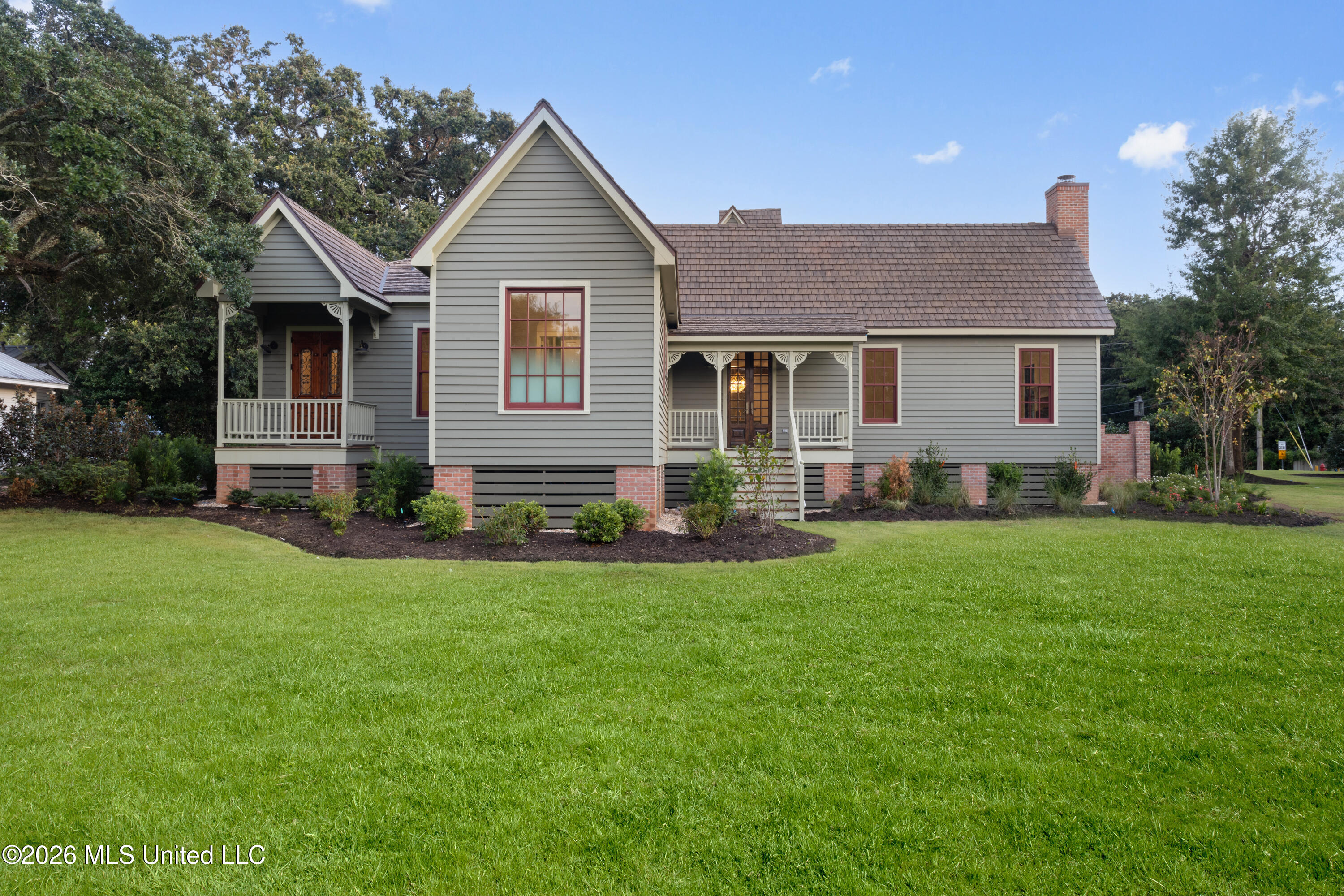 1103 Calhoun Avenue