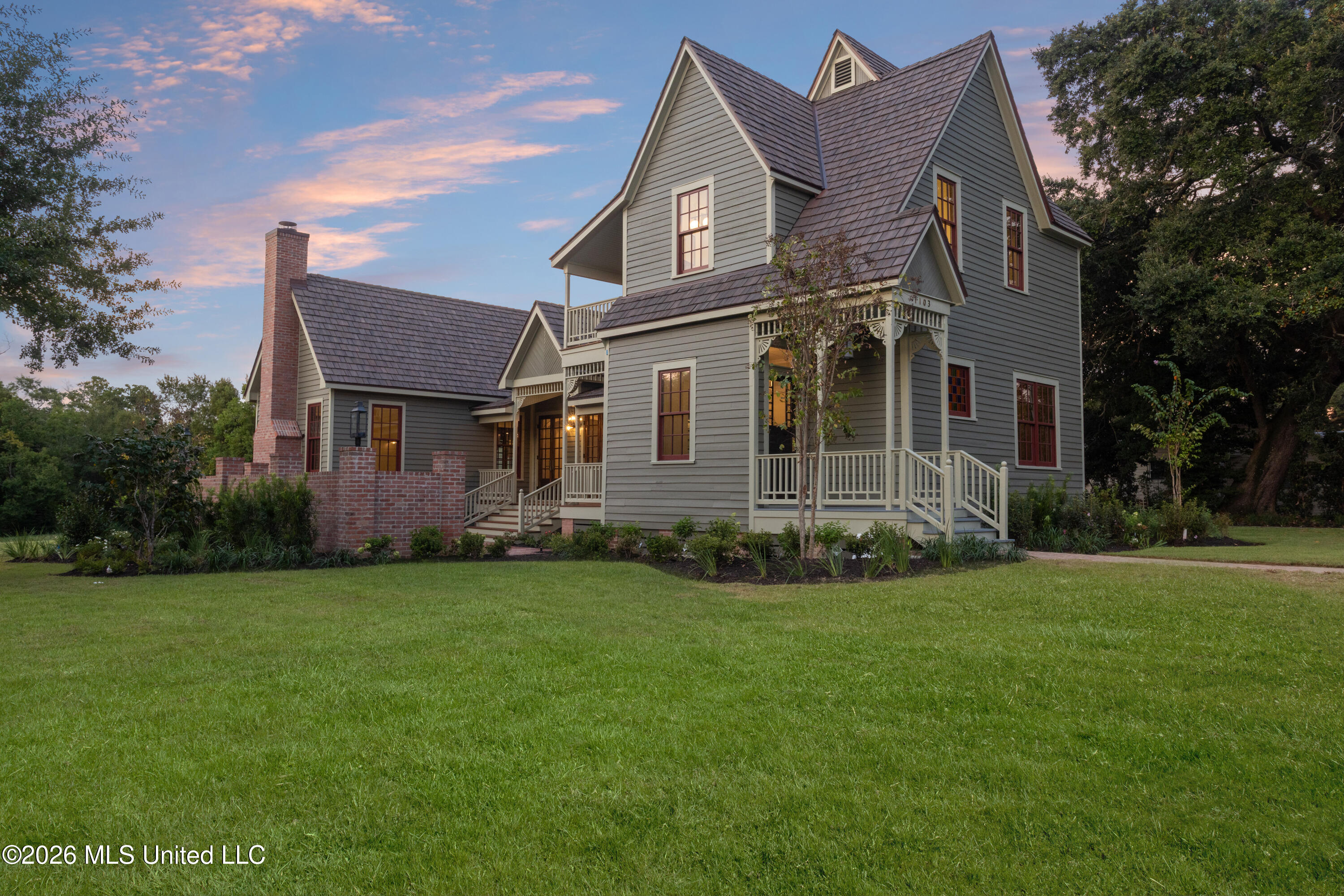 1103 Calhoun Avenue