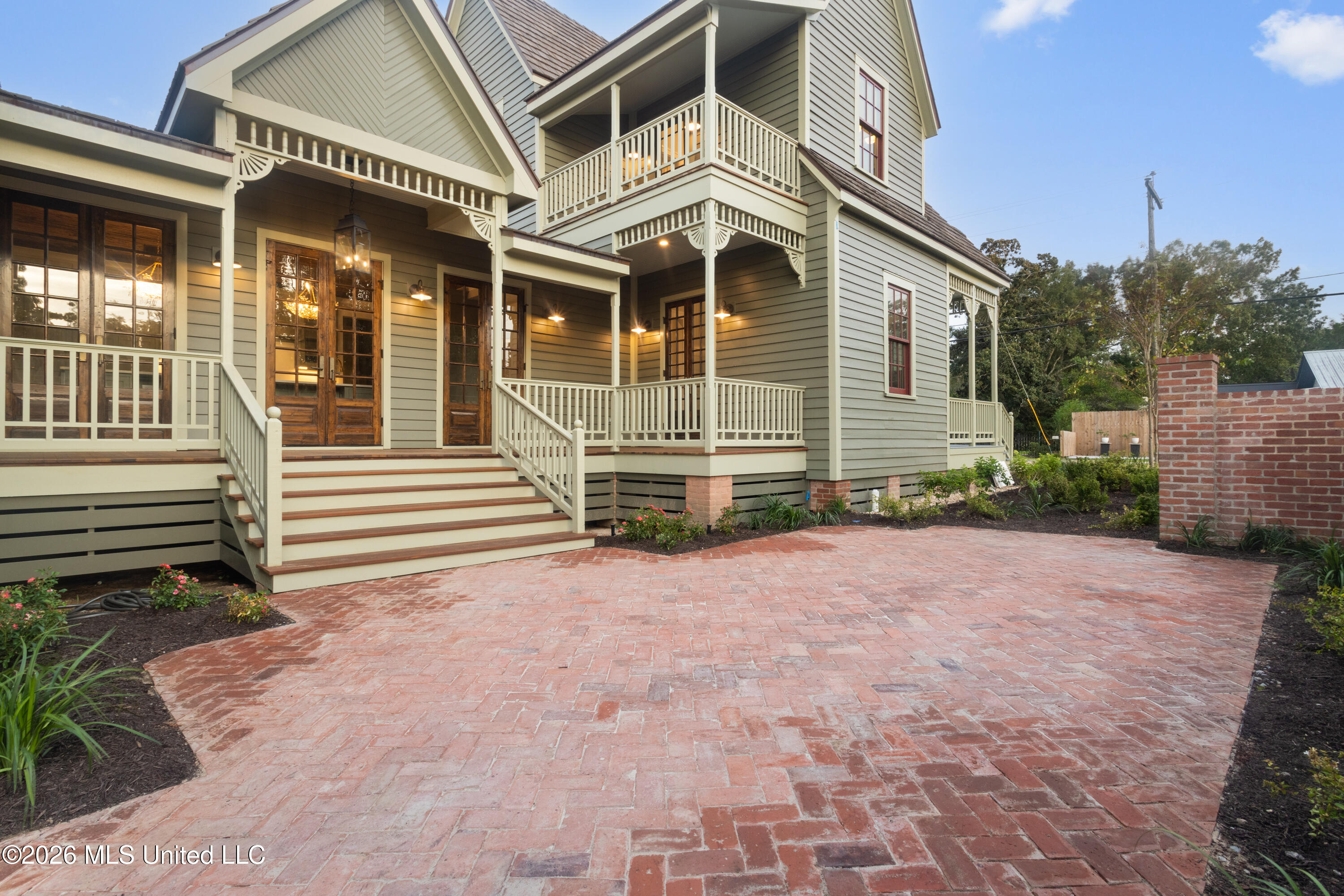 1103 Calhoun Avenue