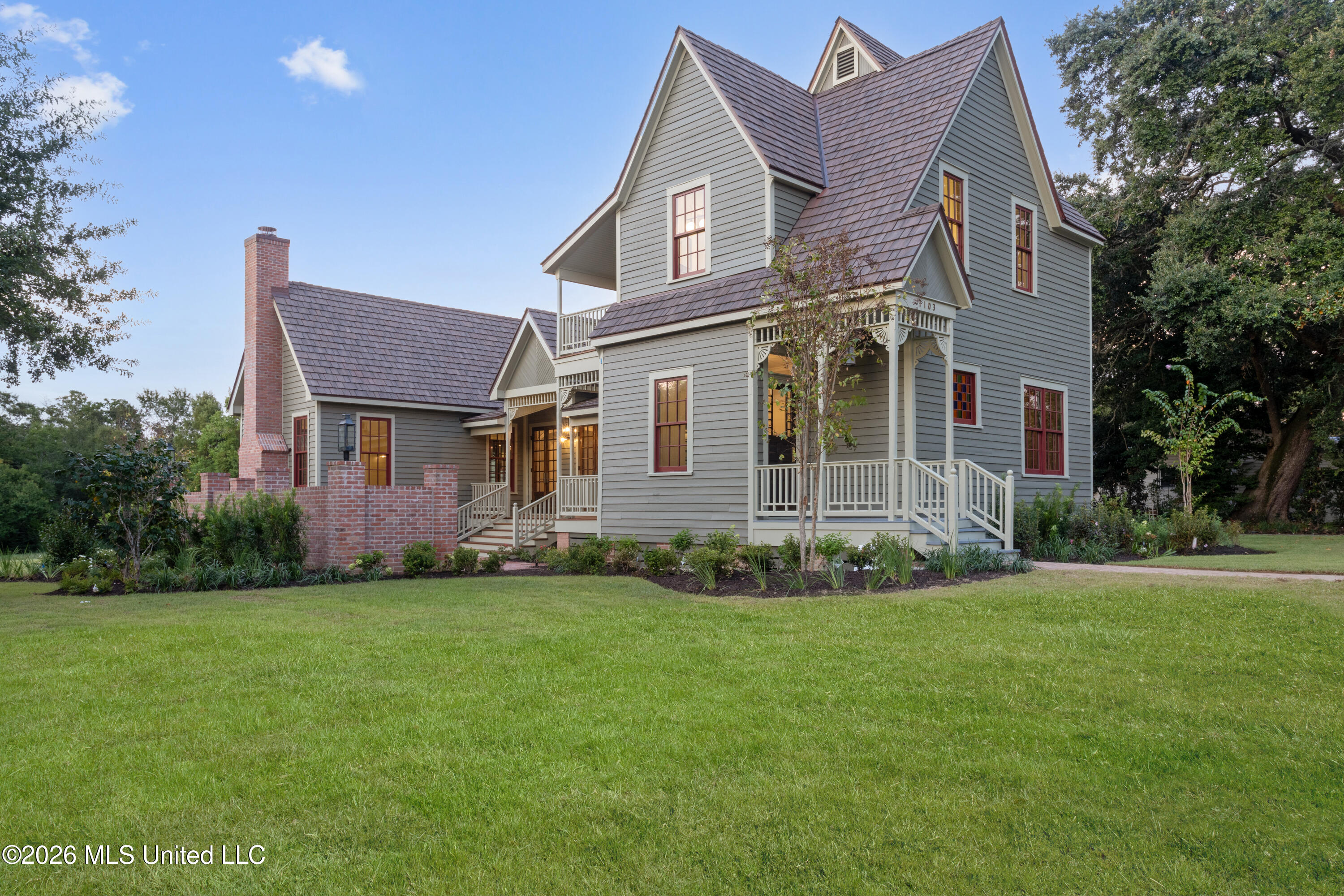 1103 Calhoun Avenue