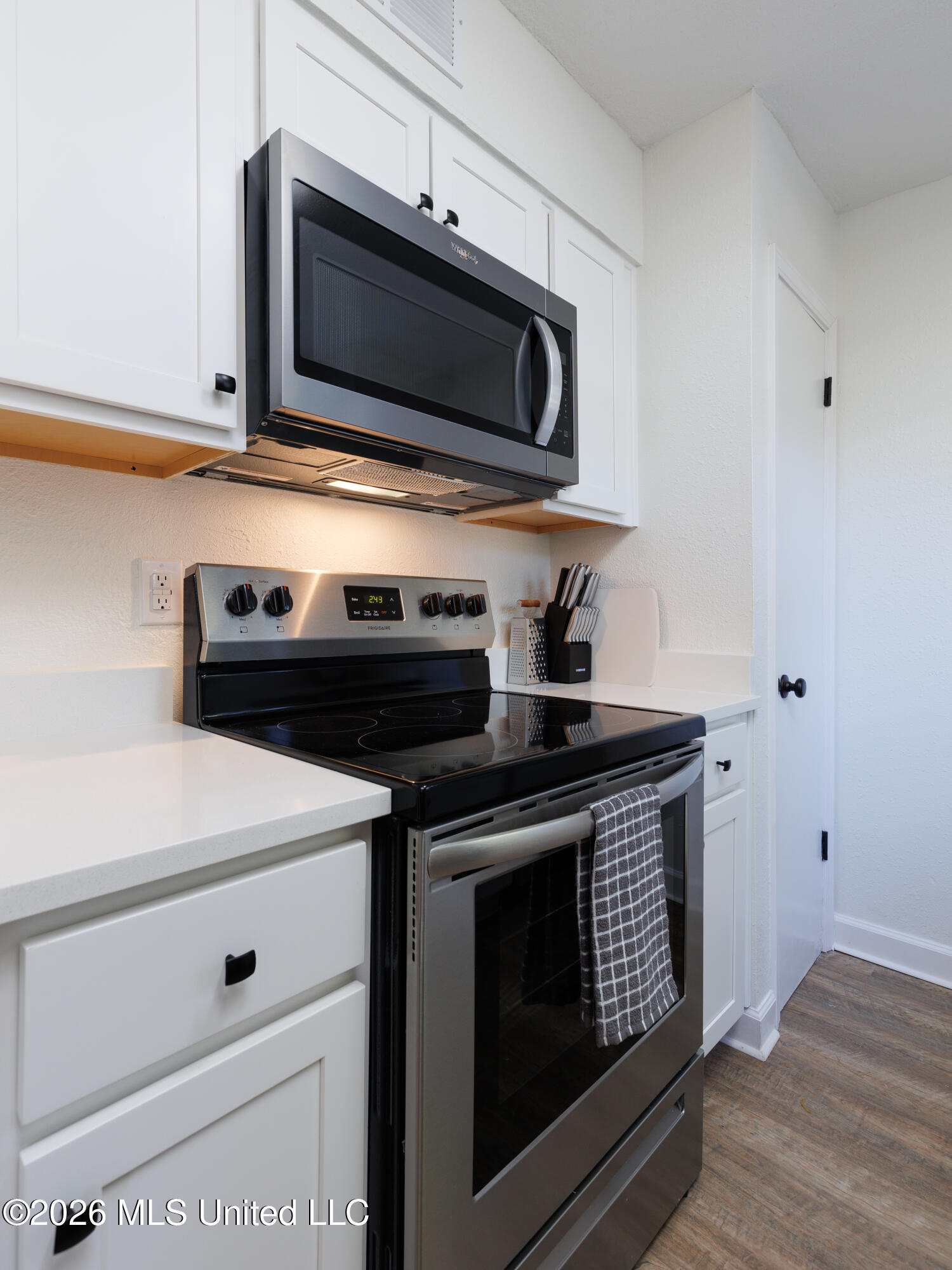 114 Ethel Circle, 19