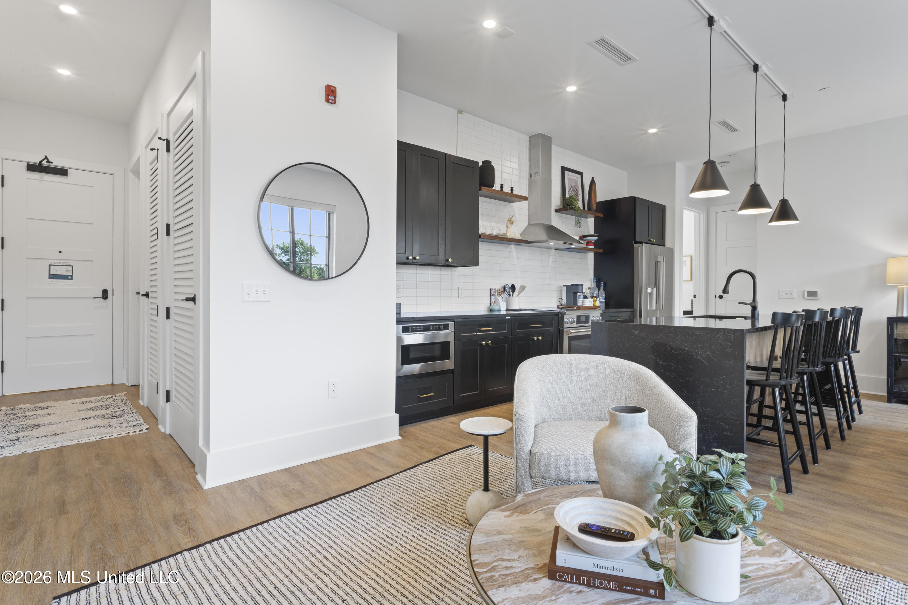 1515 Government Street, B202