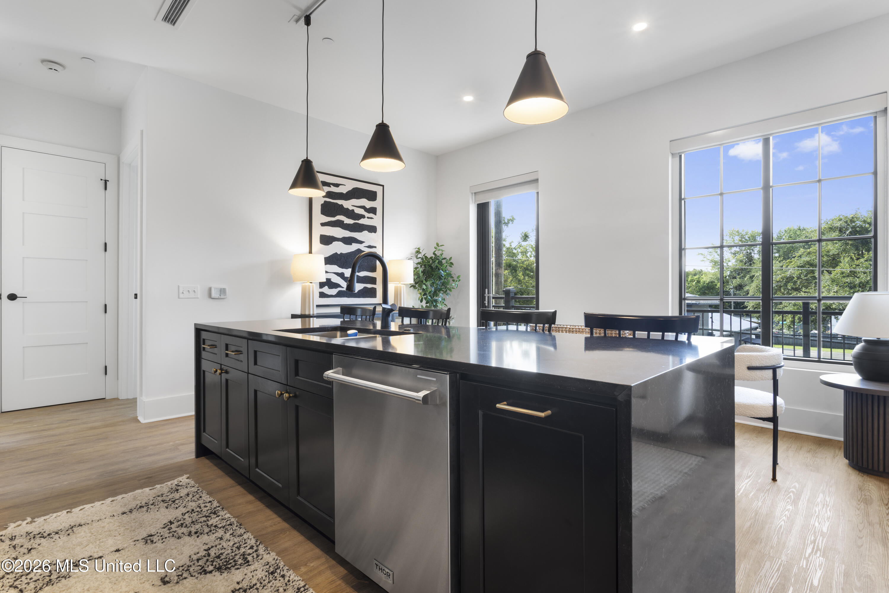1515 Government Street, B202