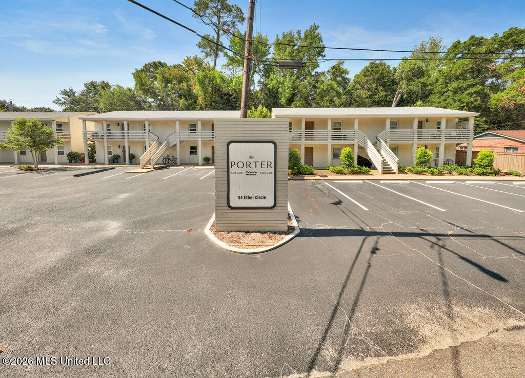 114 Ethel Circle, 7