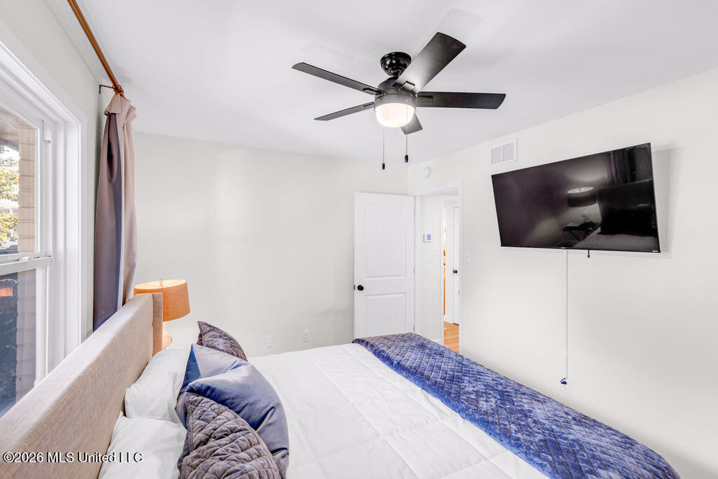 114 Ethel Circle, 7