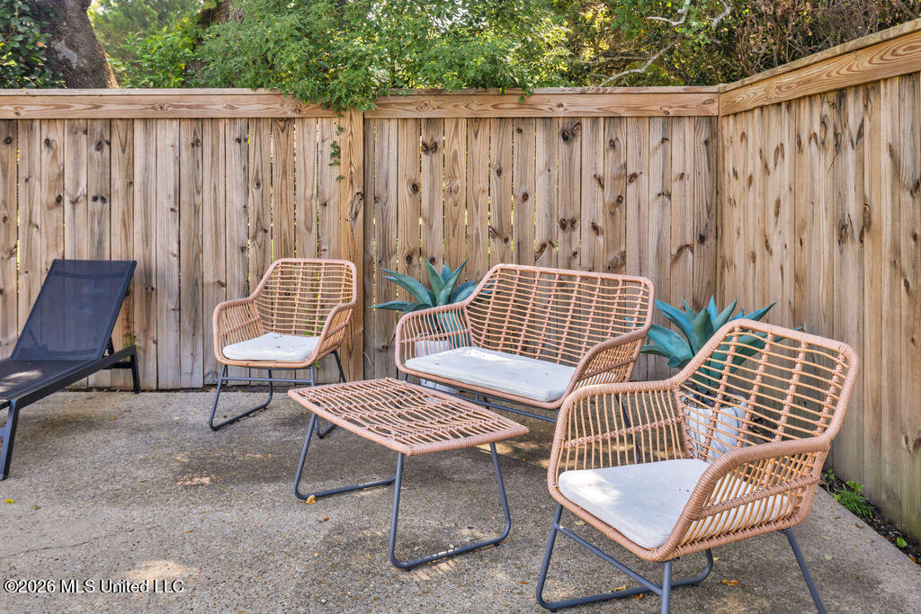 114 Ethel Circle, 7