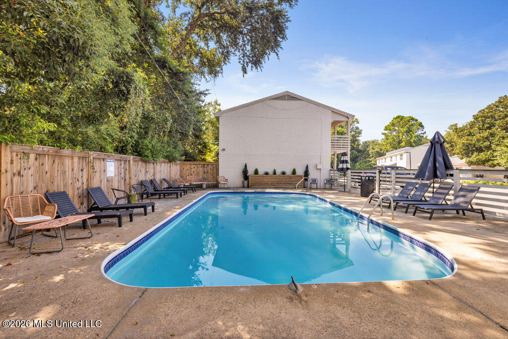 114 Ethel Circle, 7