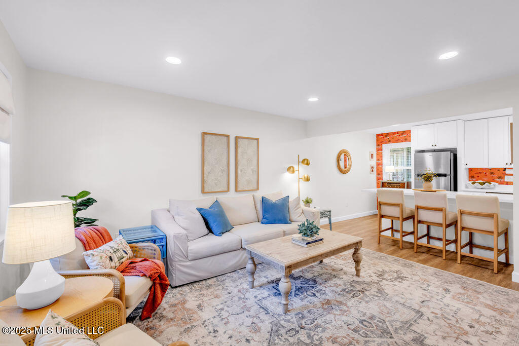 114 Ethel Circle, 7