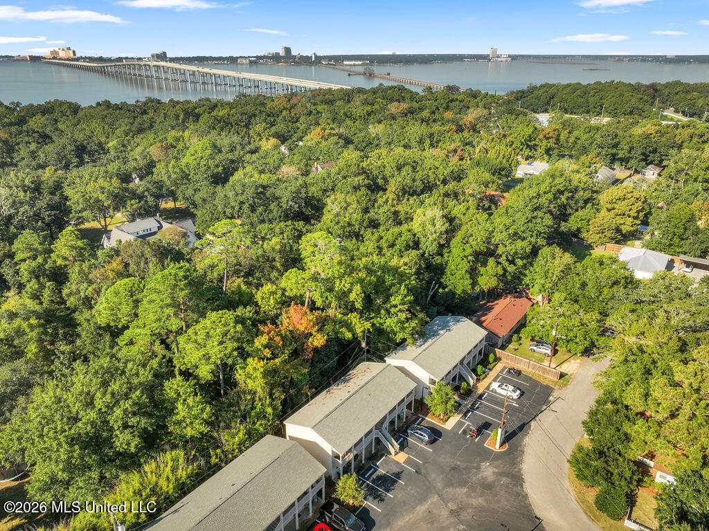 114 Ethel Circle, 7