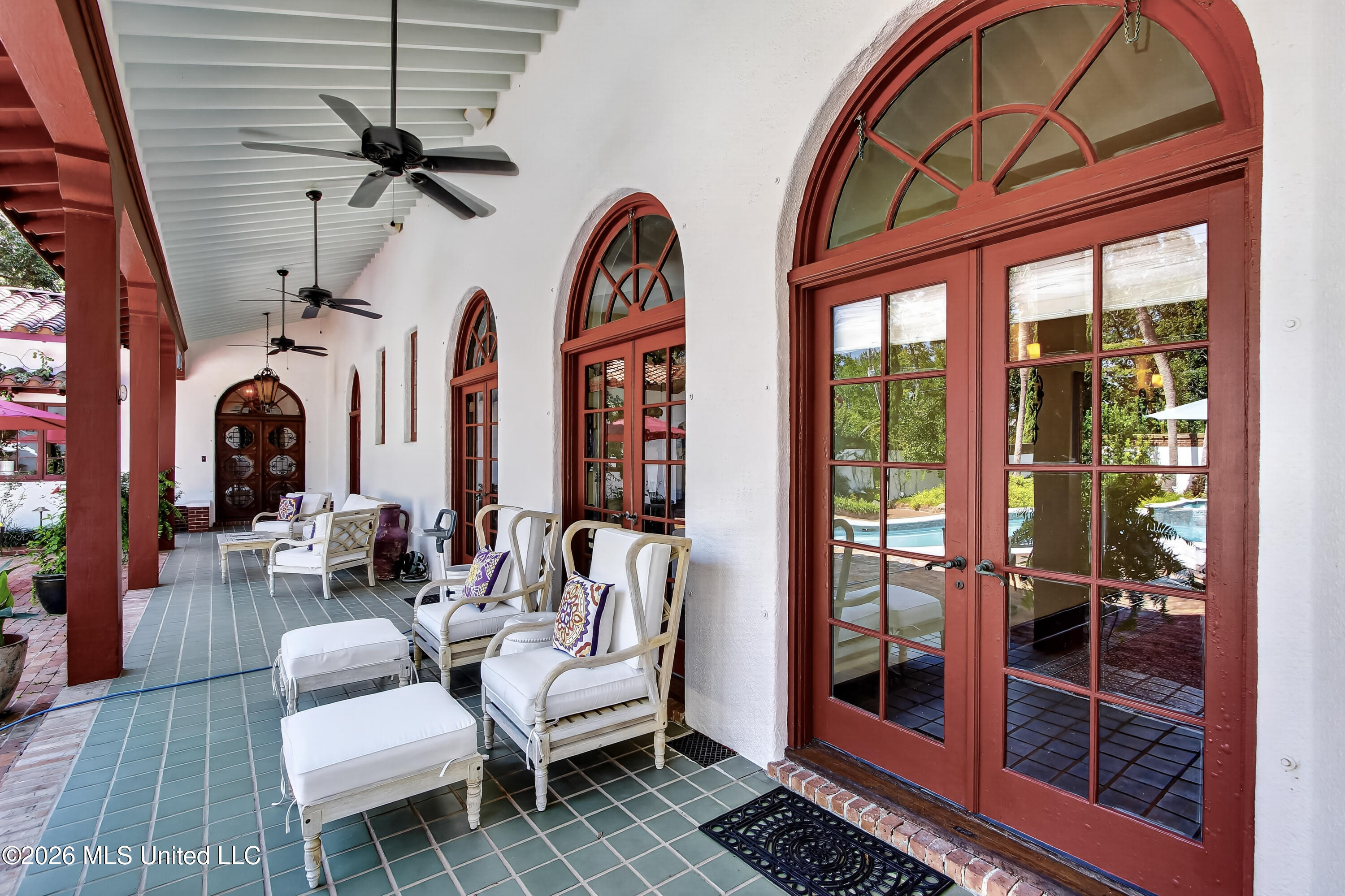 13801 Arbor Circle