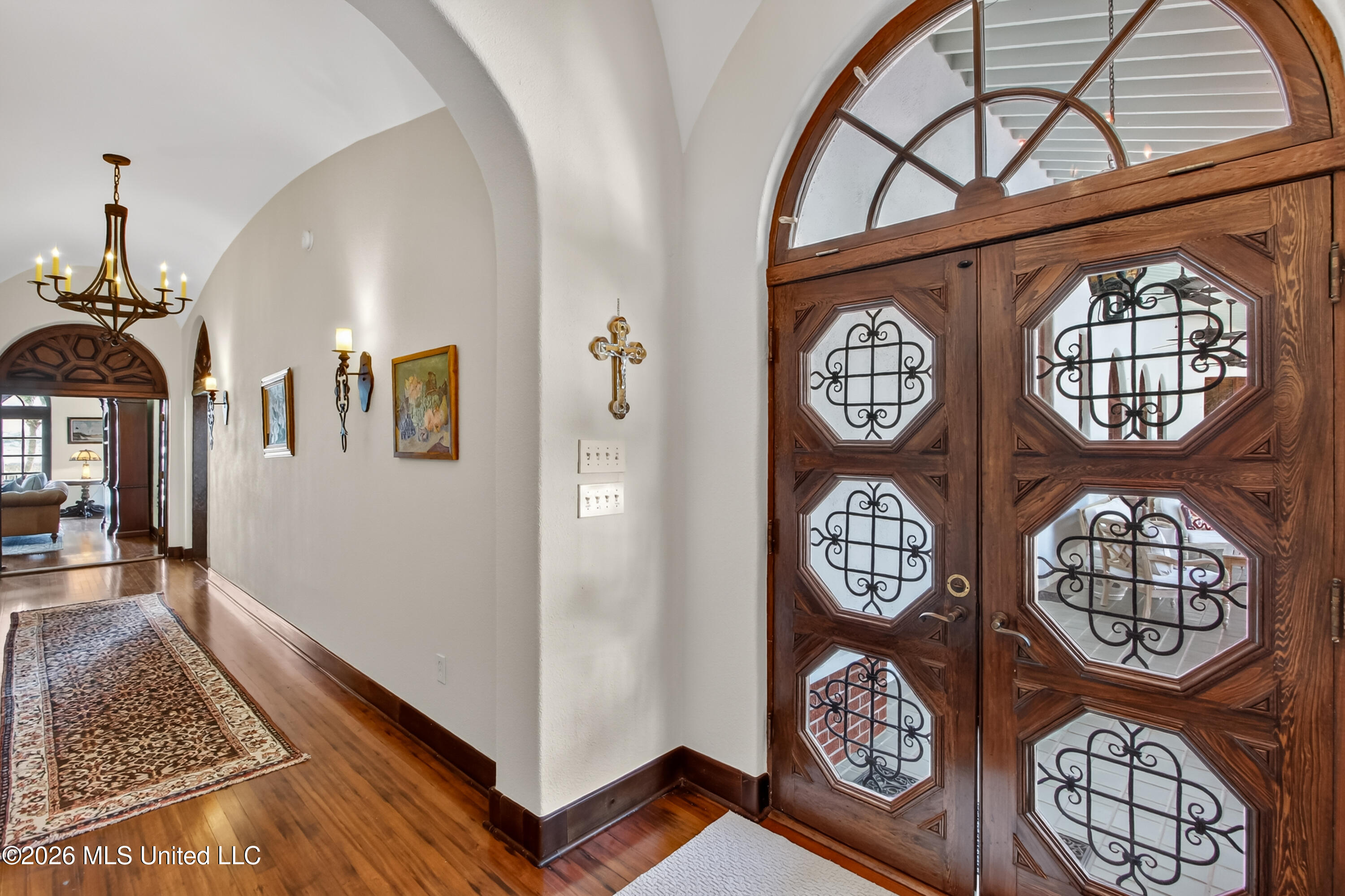 13801 Arbor Circle