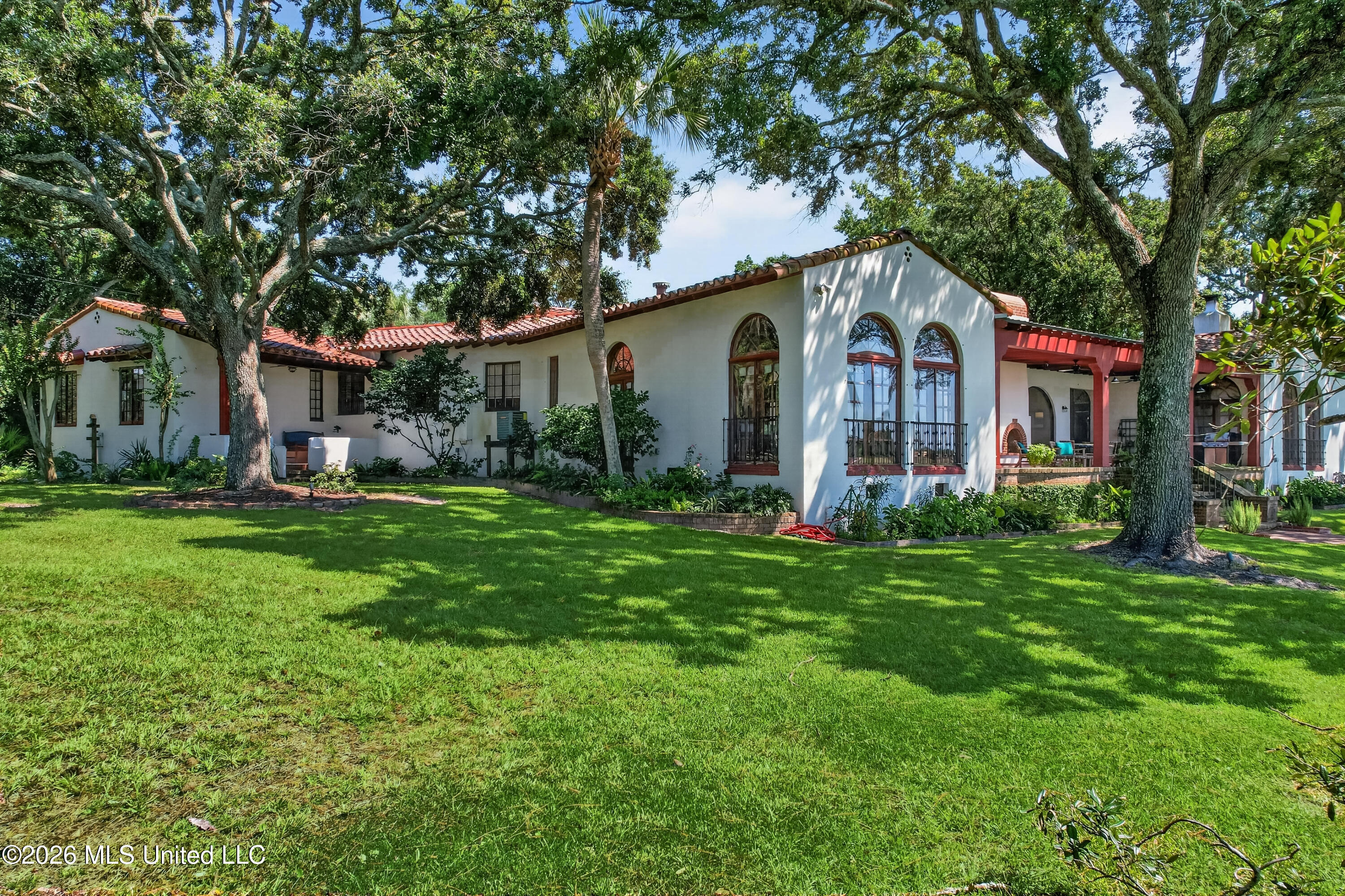 13801 Arbor Circle