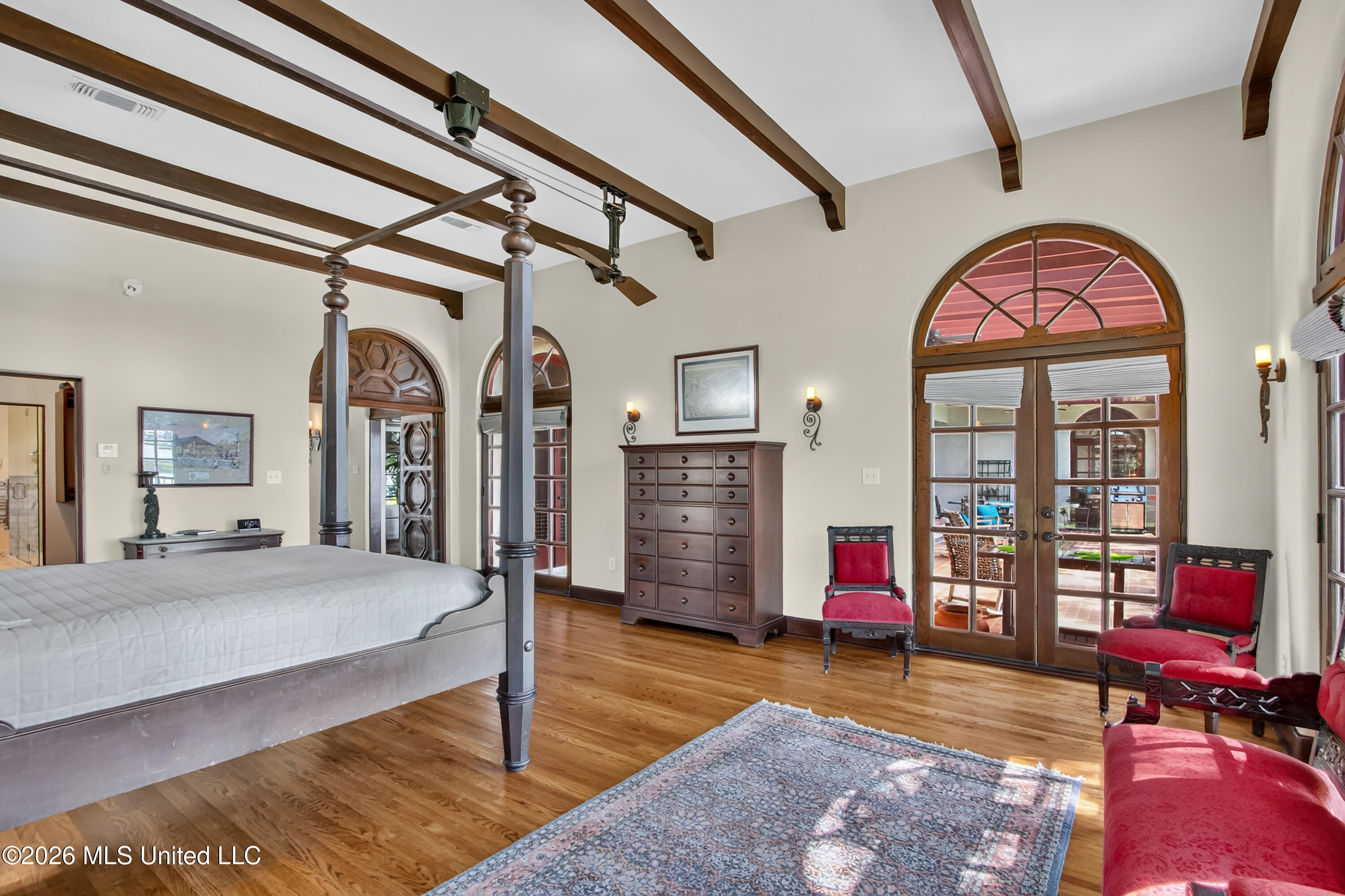 13801 Arbor Circle
