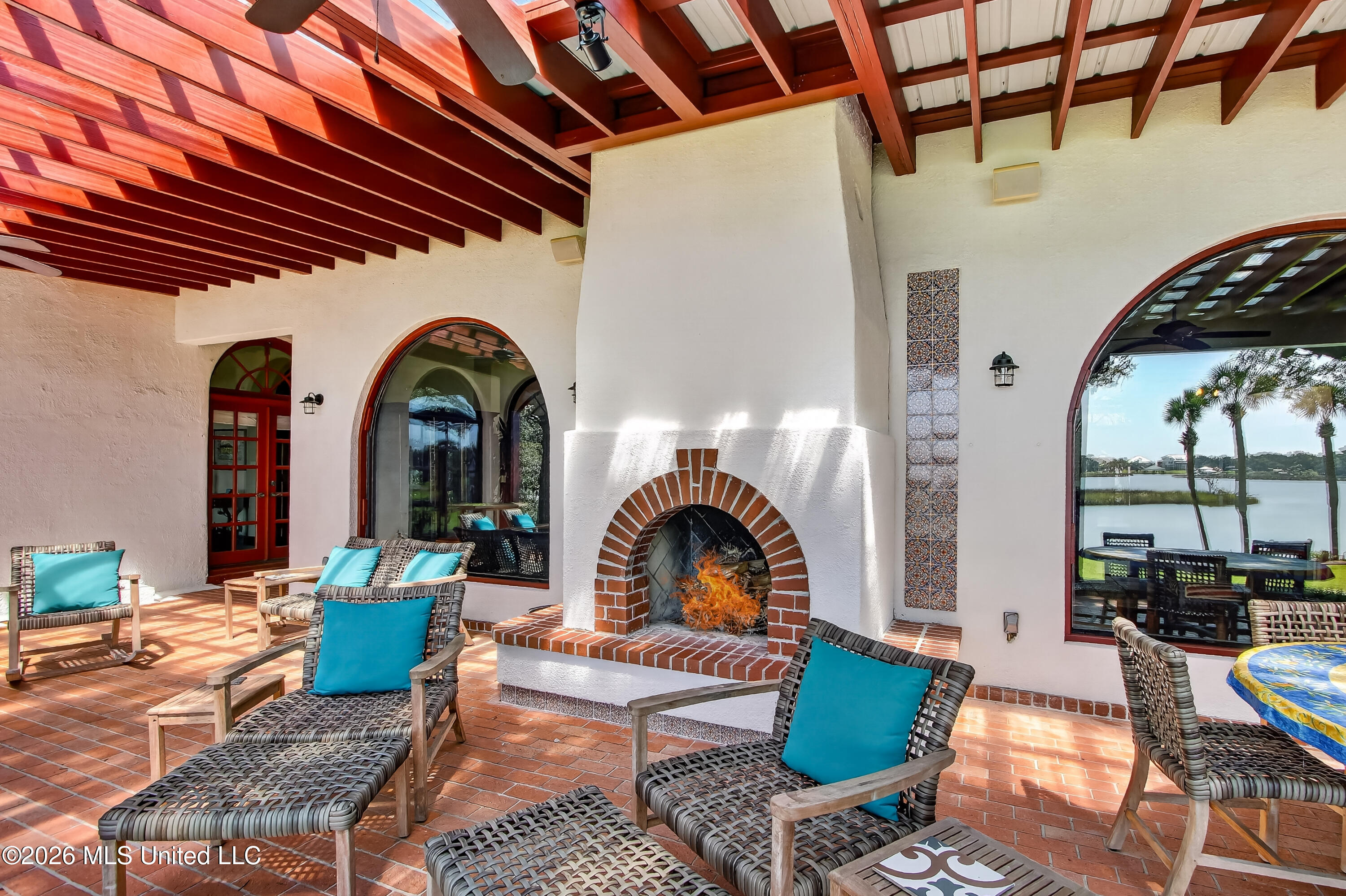 13801 Arbor Circle
