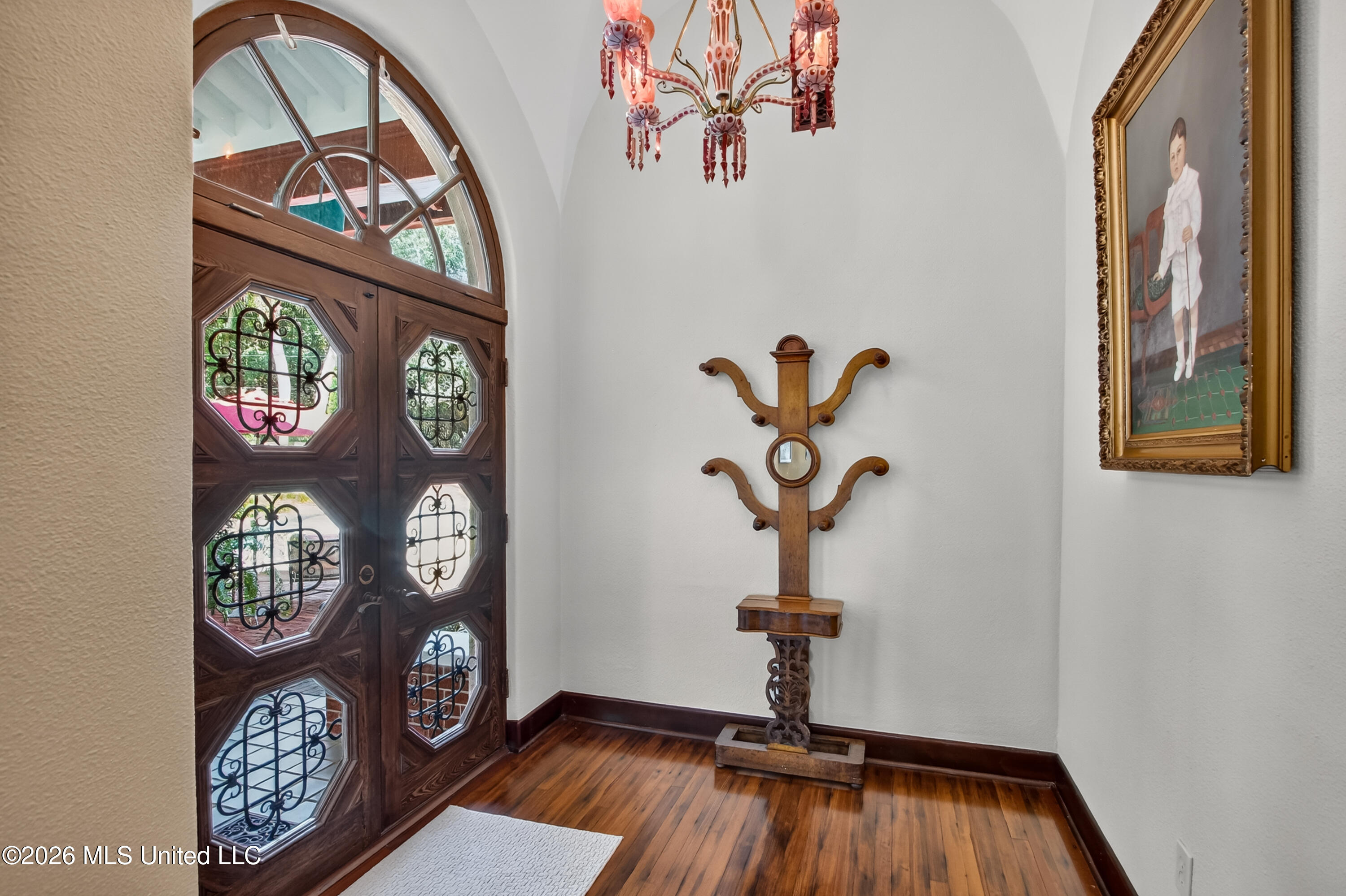 13801 Arbor Circle