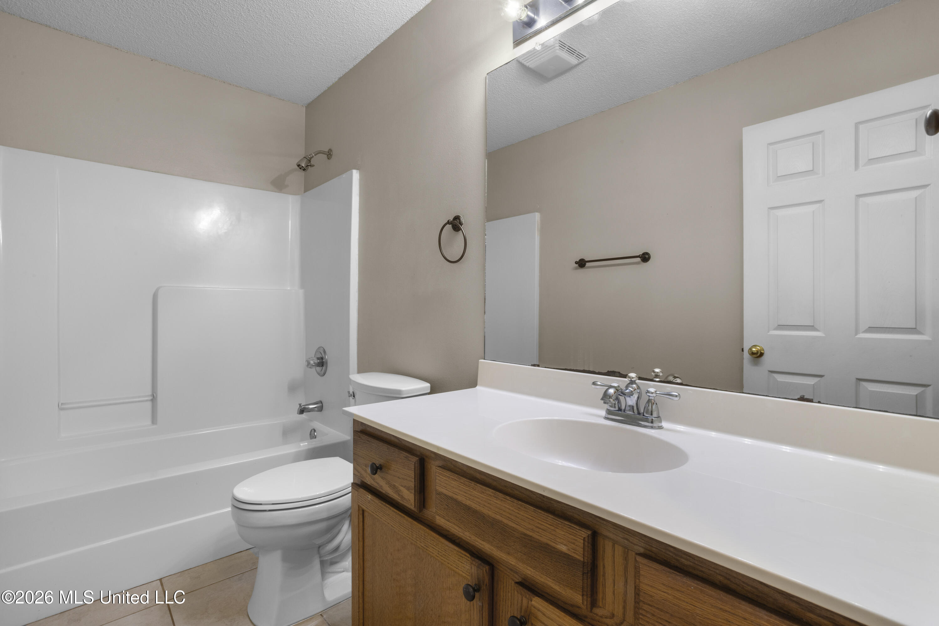 1622 Lori Drive