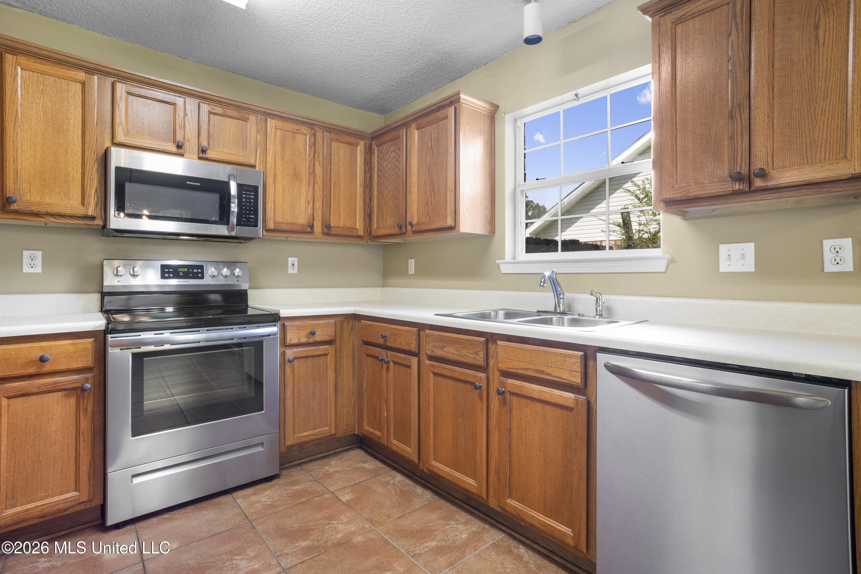 1622 Lori Drive