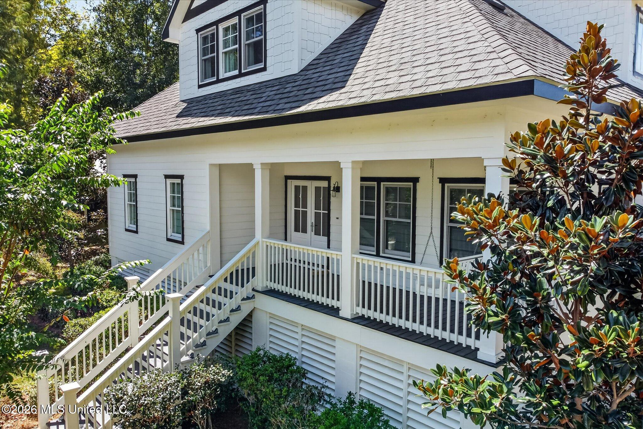 1305 Fort Street