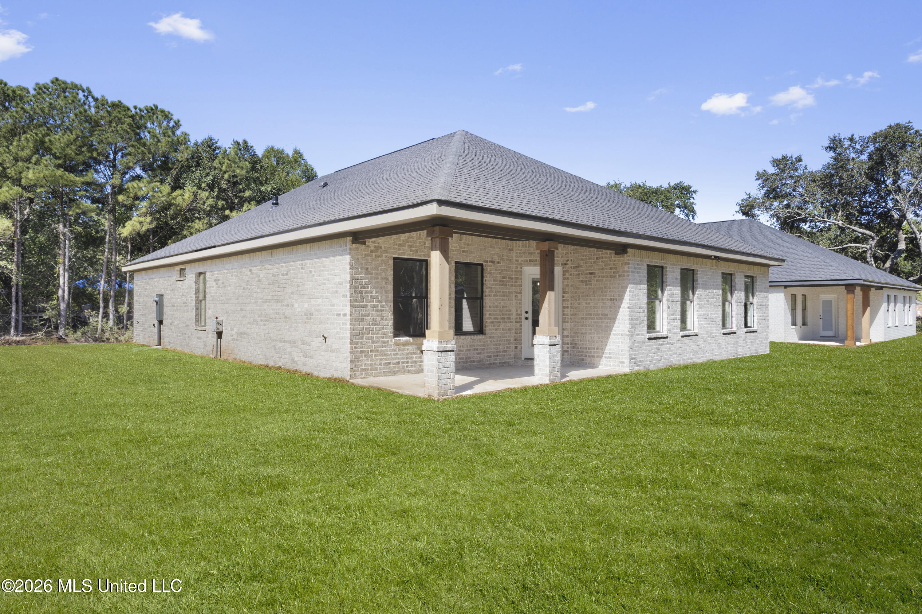 1612 Deer Street