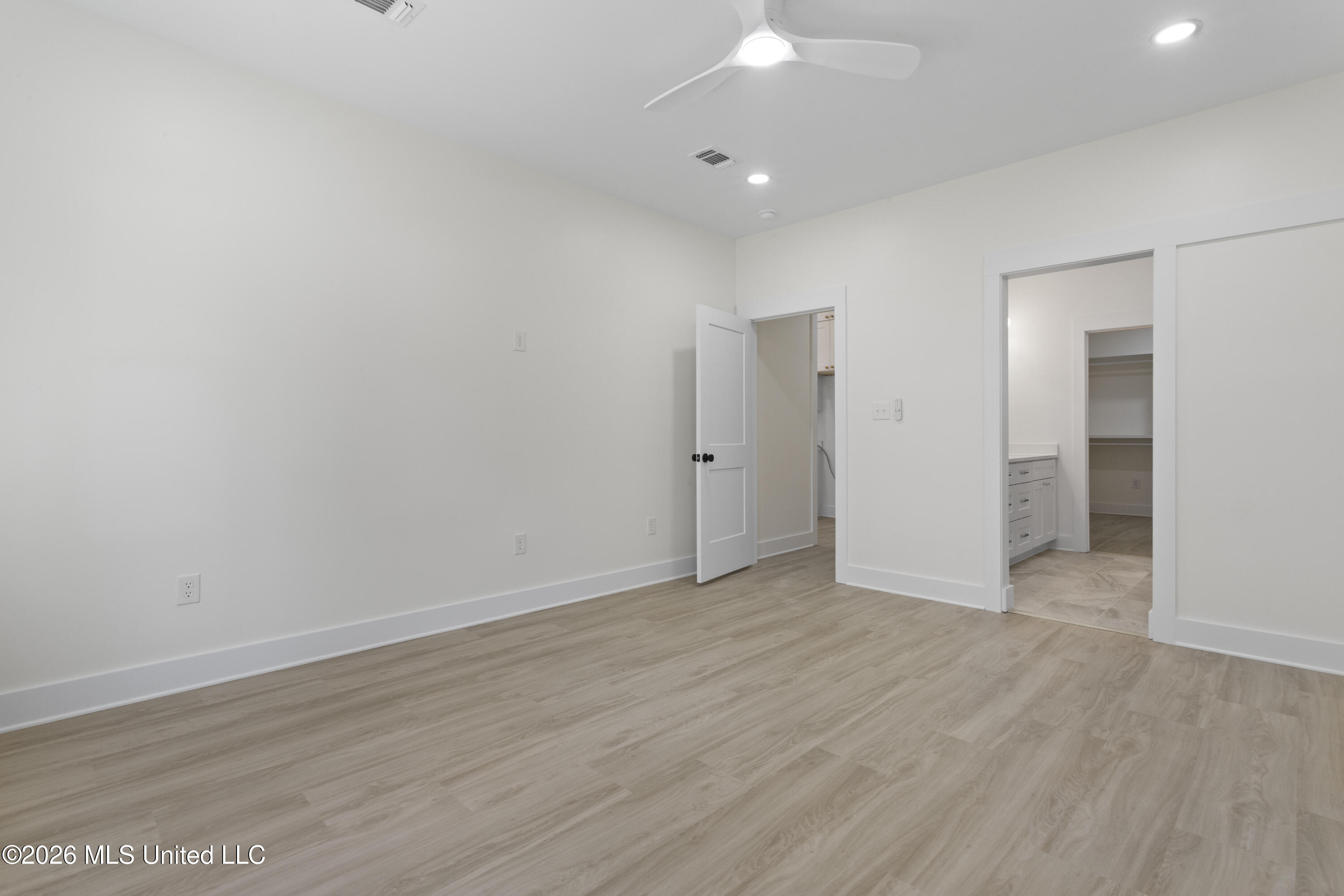1612 Deer Street