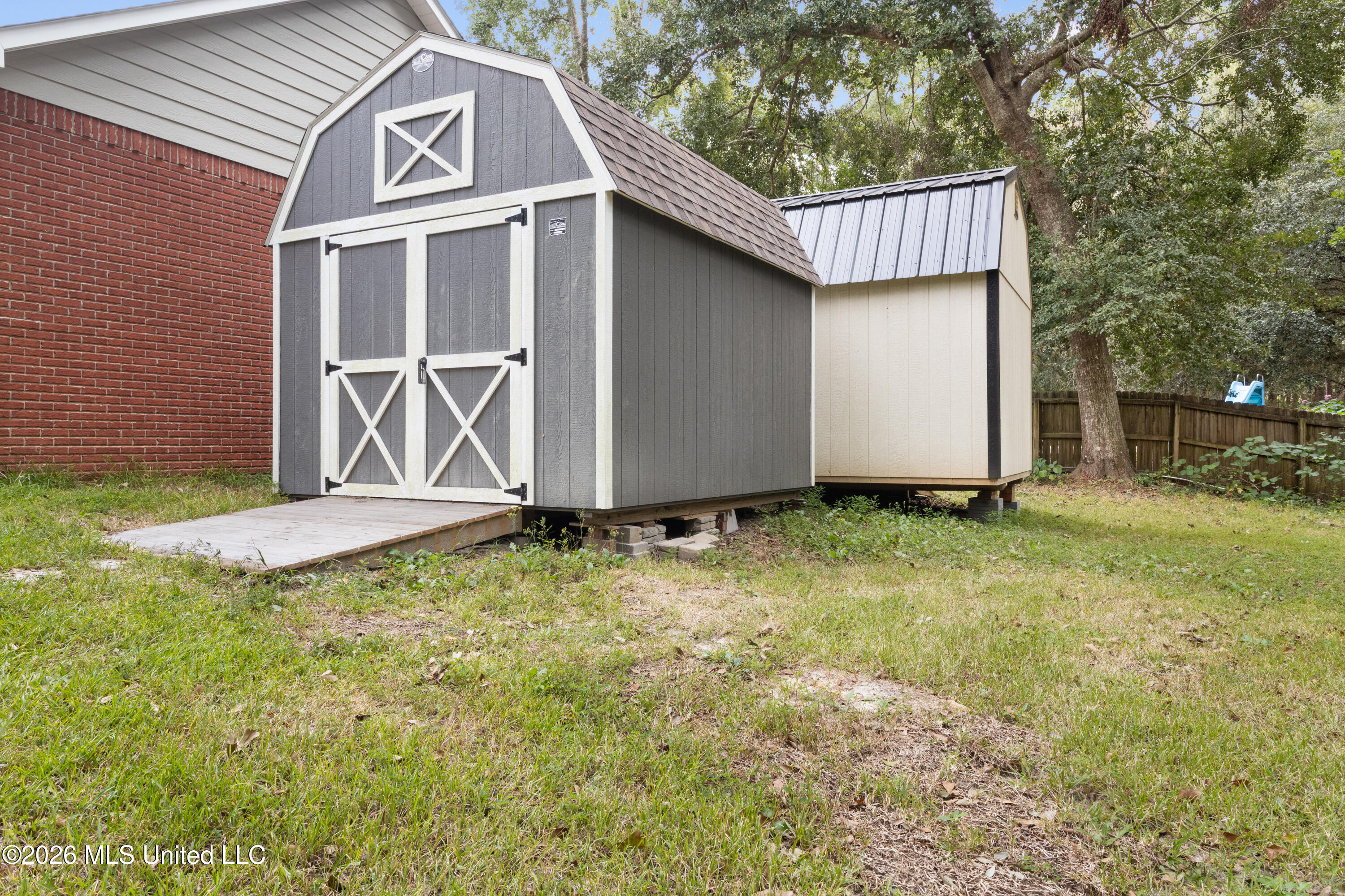 13733 Mesa Road