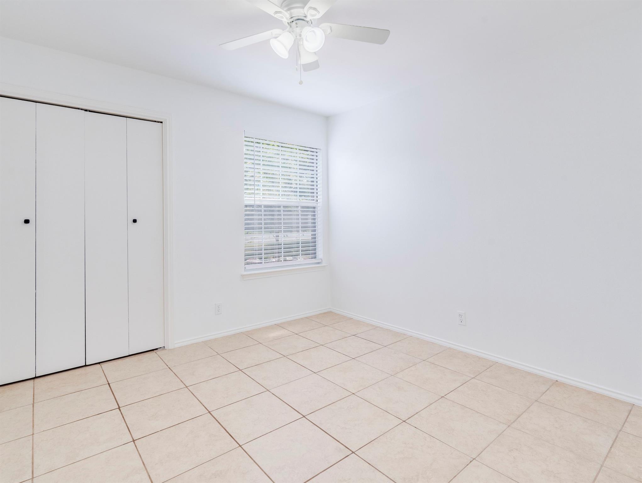 2110 Willow WAY