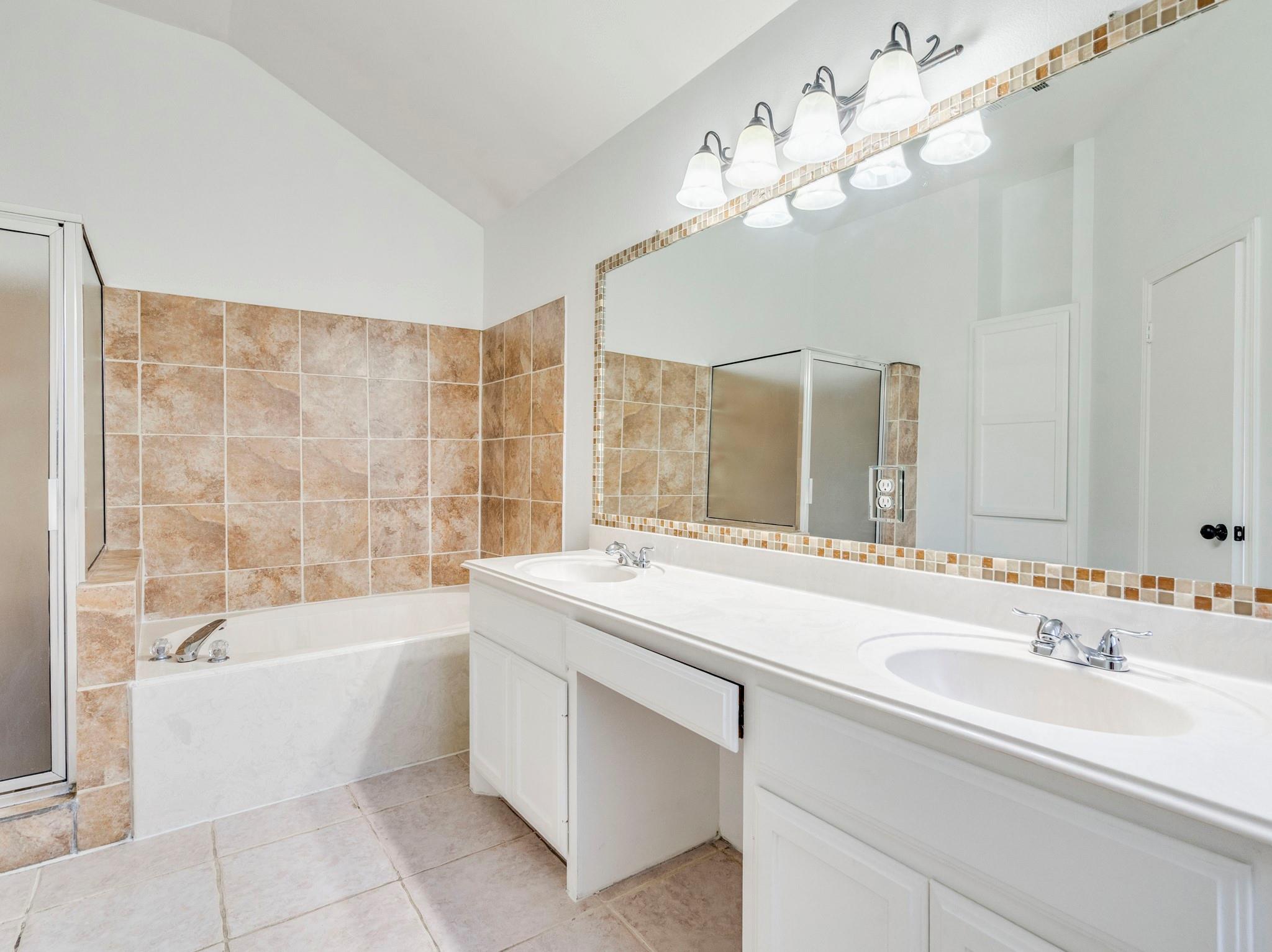 2110 Willow WAY