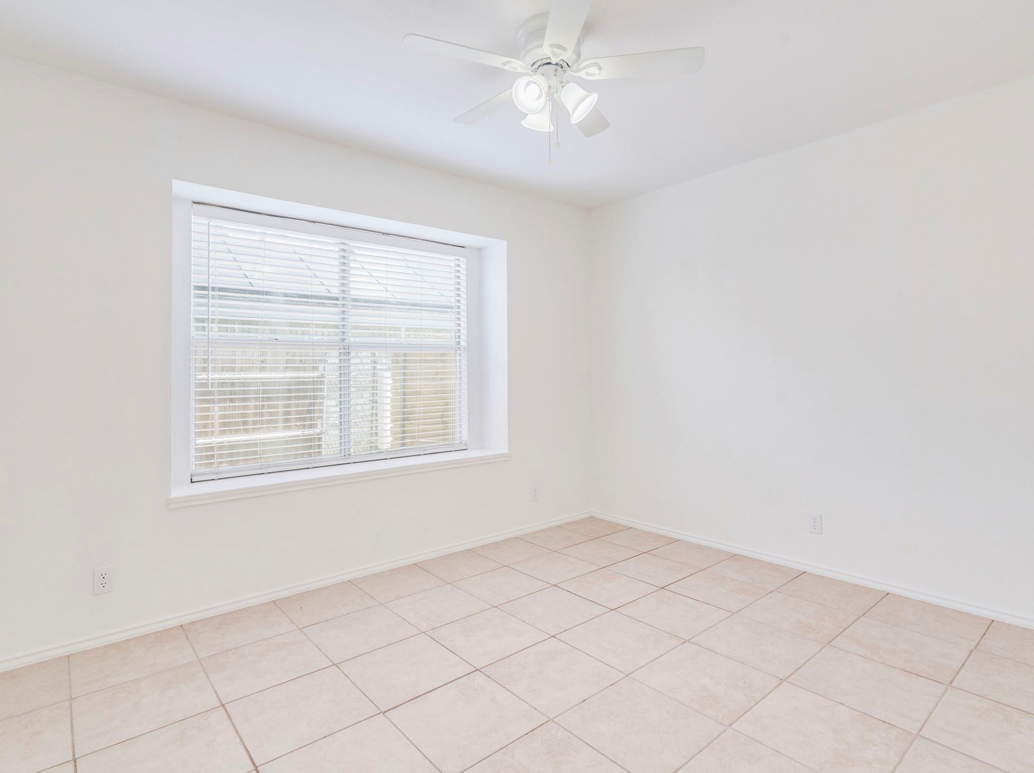 2110 Willow WAY