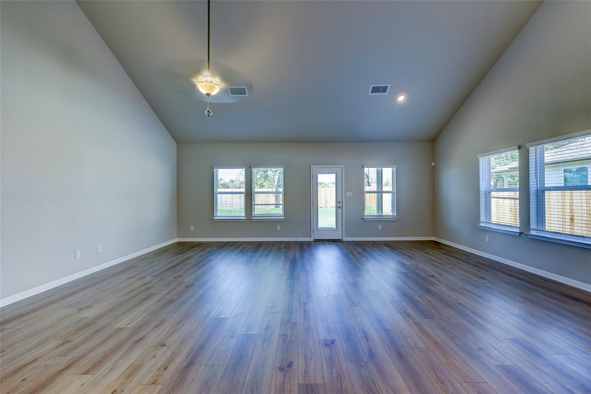 117 Fairmeadow Downs DR