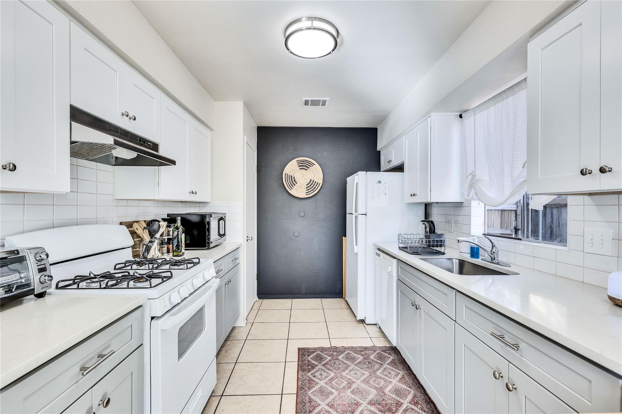 10309 Georgian DR