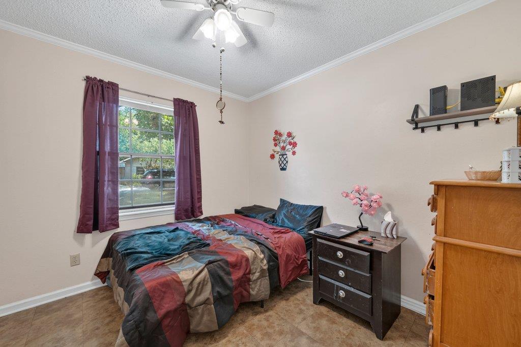 213 Atascosa ST