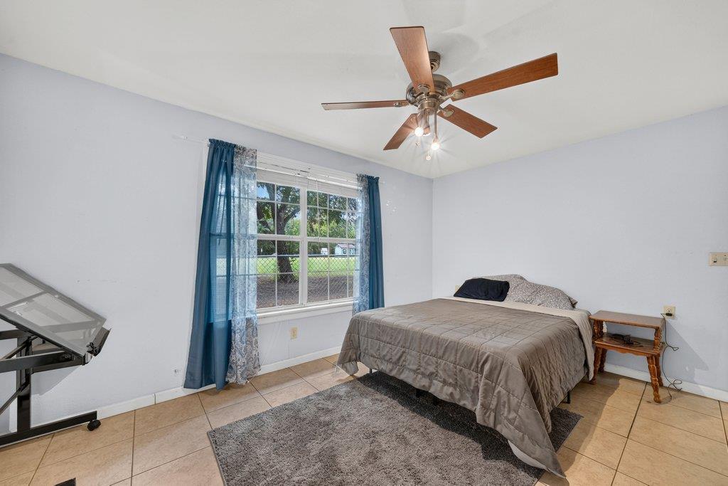 213 Atascosa ST