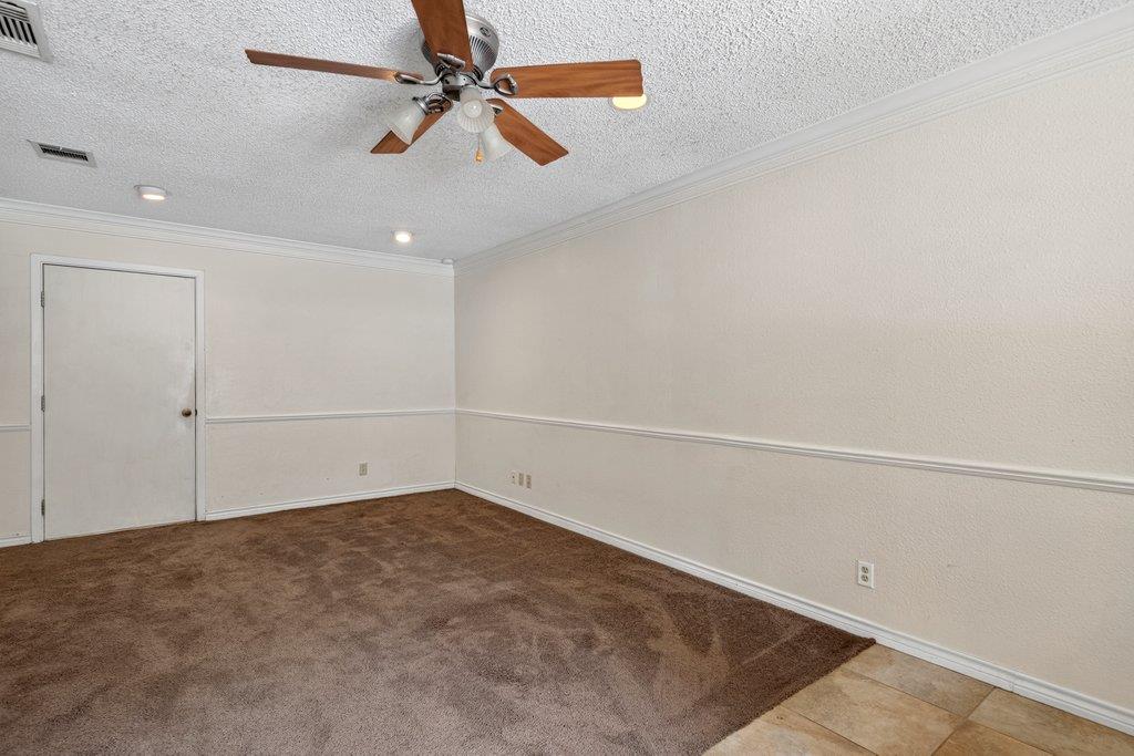 213 Atascosa ST