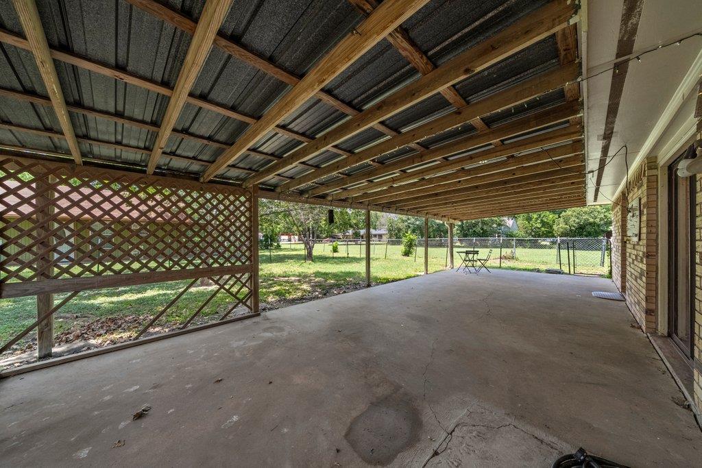 213 Atascosa ST