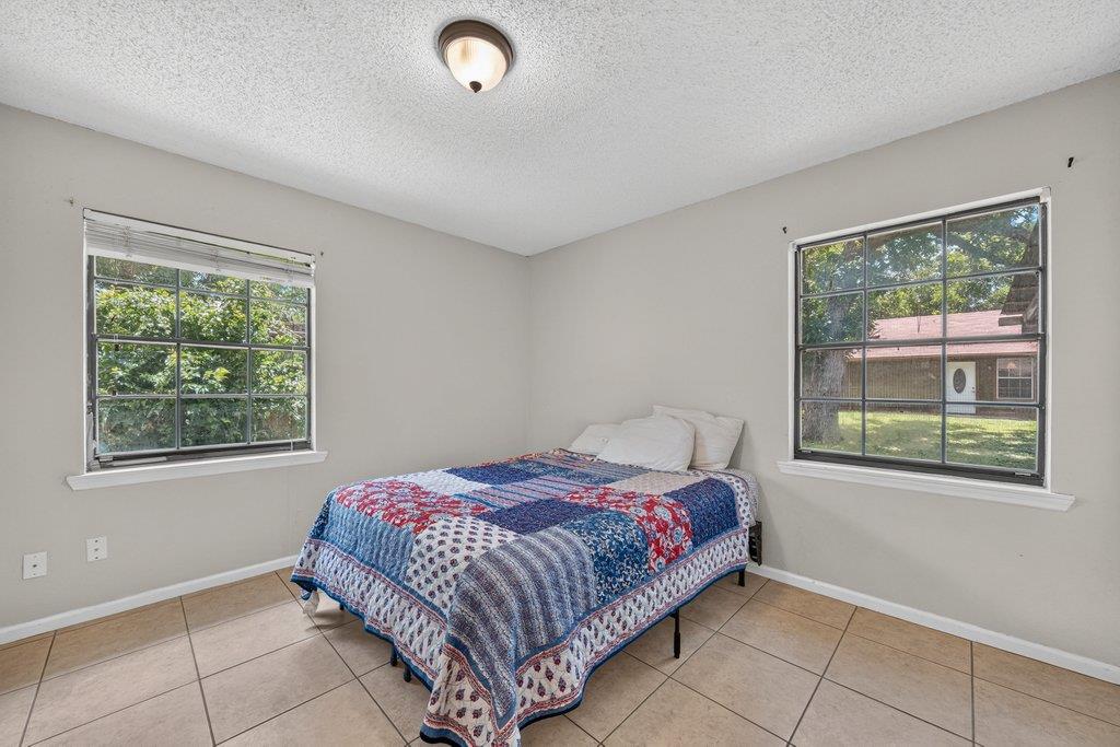 213 Atascosa ST