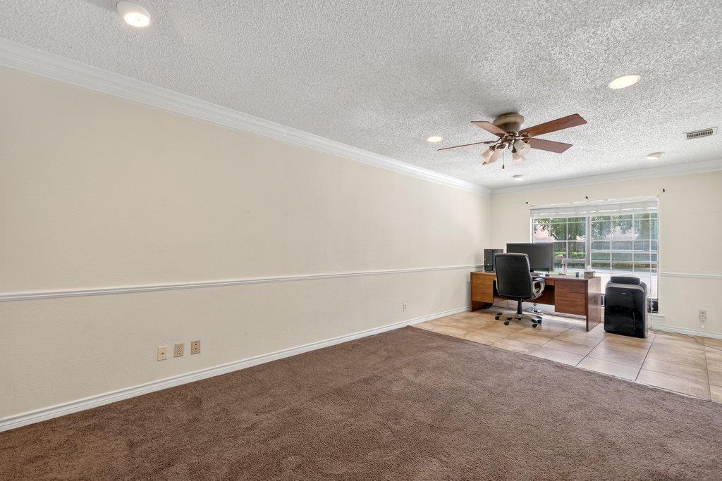 213 Atascosa ST