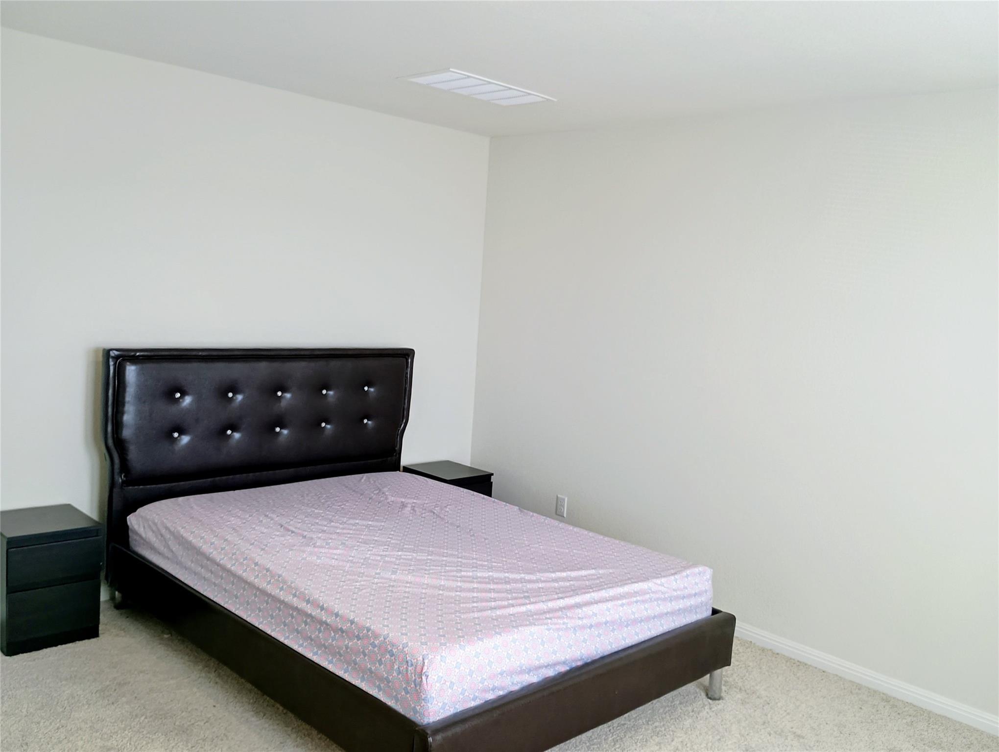 10615 Ridan WAY