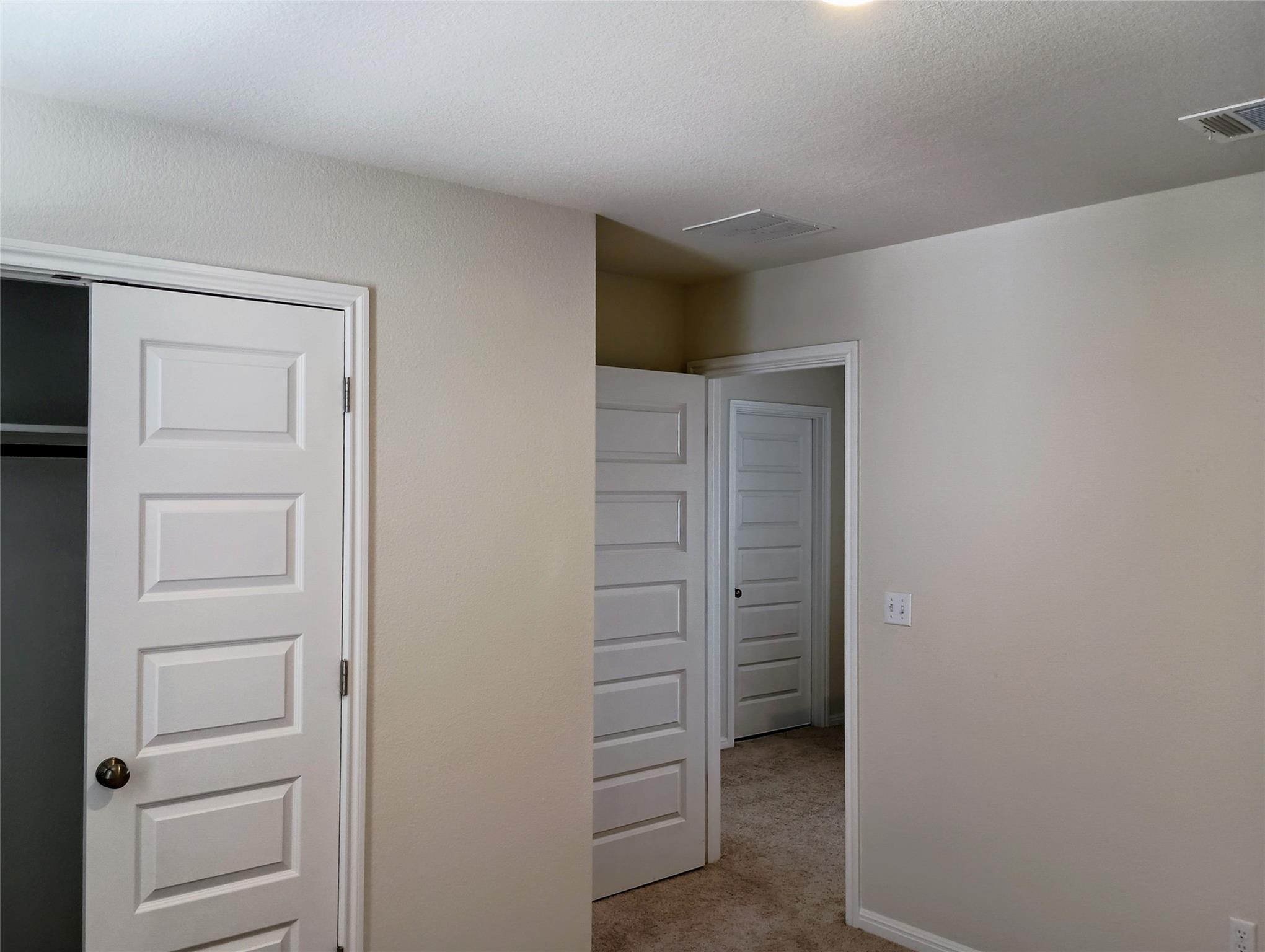 10615 Ridan WAY