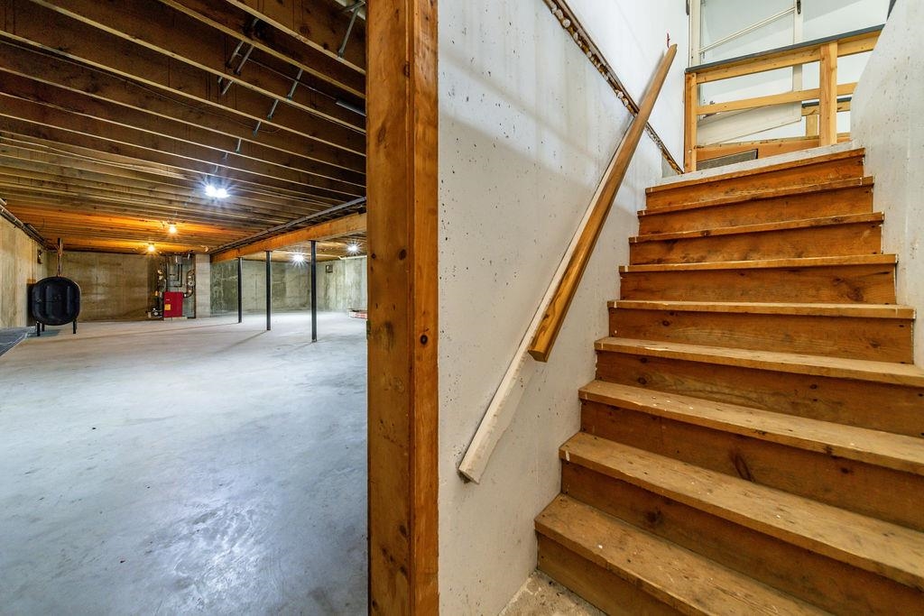 17 Riley Drive