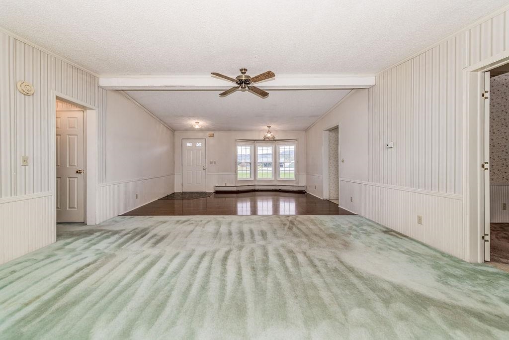 17 Riley Drive
